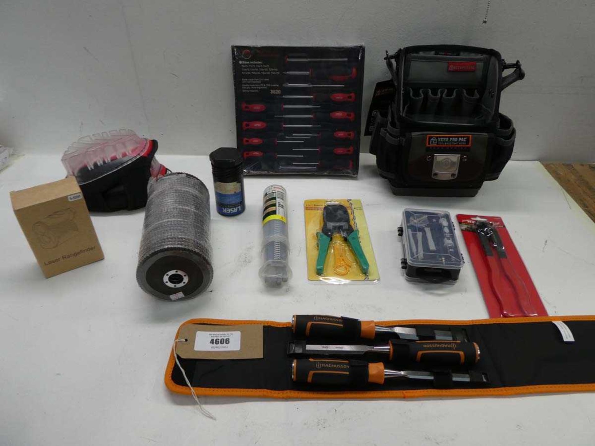 +VAT Laser range finder, Veto Pro Pac tool bag, 12 Torx screwdriver set, cutting discs, drill