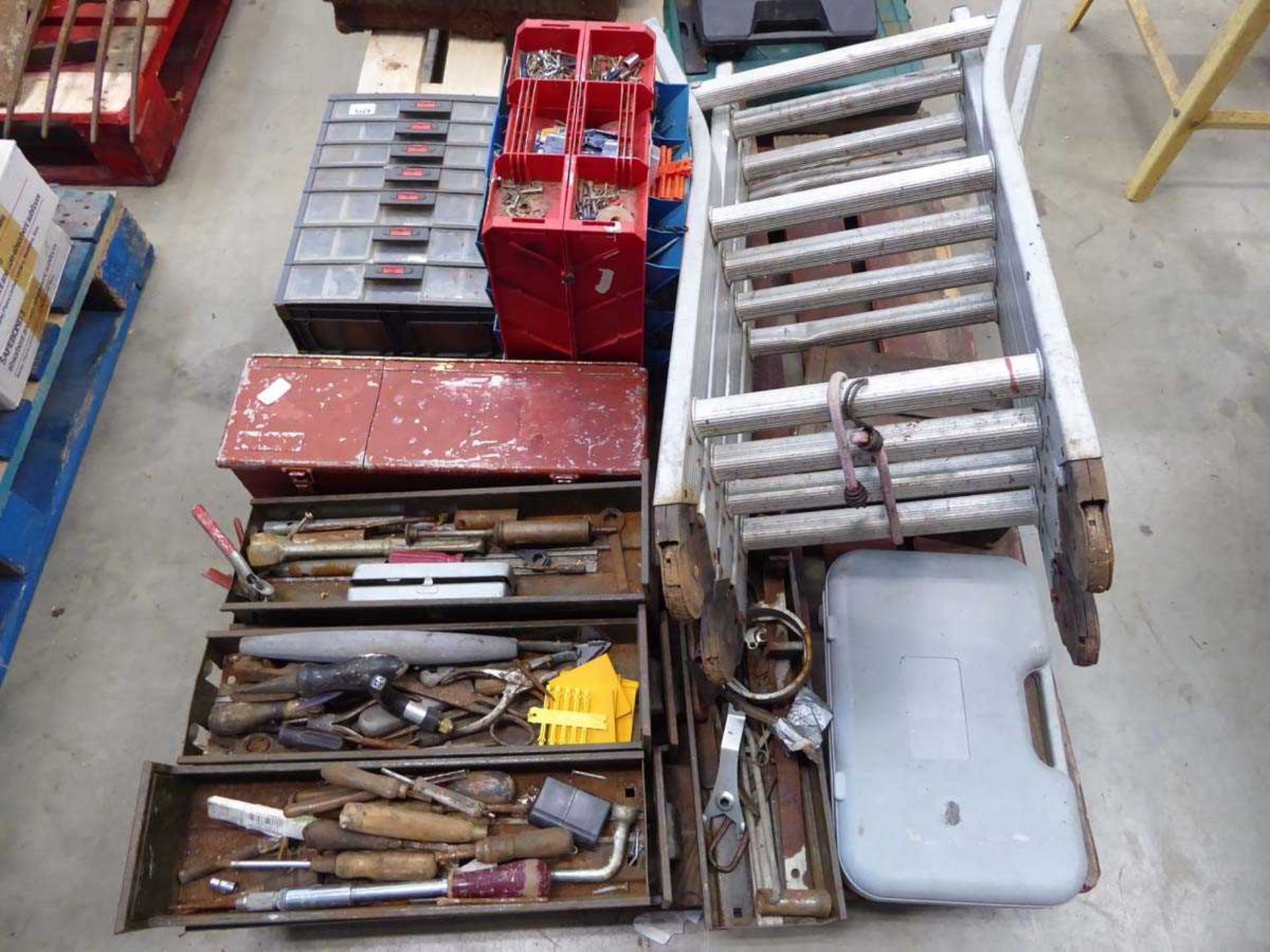 Pallet containing screw boxes, tools, toolbox, fold out ladder etc - Image 2 of 2