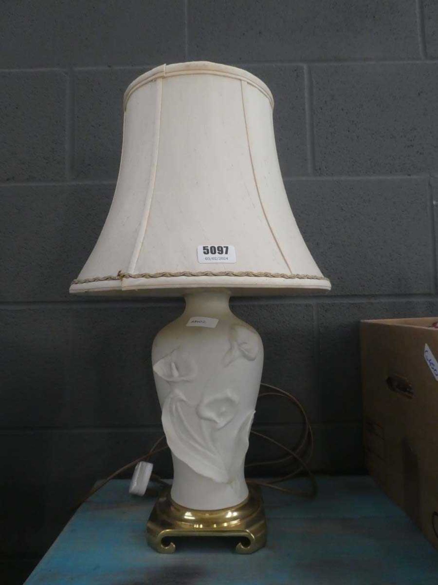 Lily patterned table lamp with shade