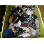 +VAT Pallet containing mixed used shoes