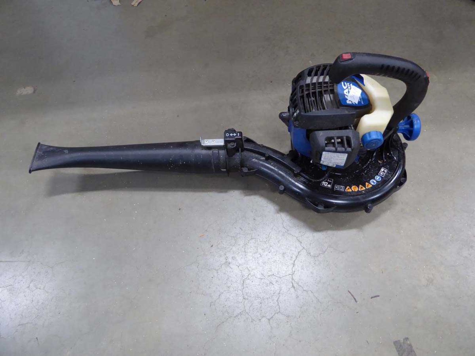 Mac Allister petrol powered leaf blower