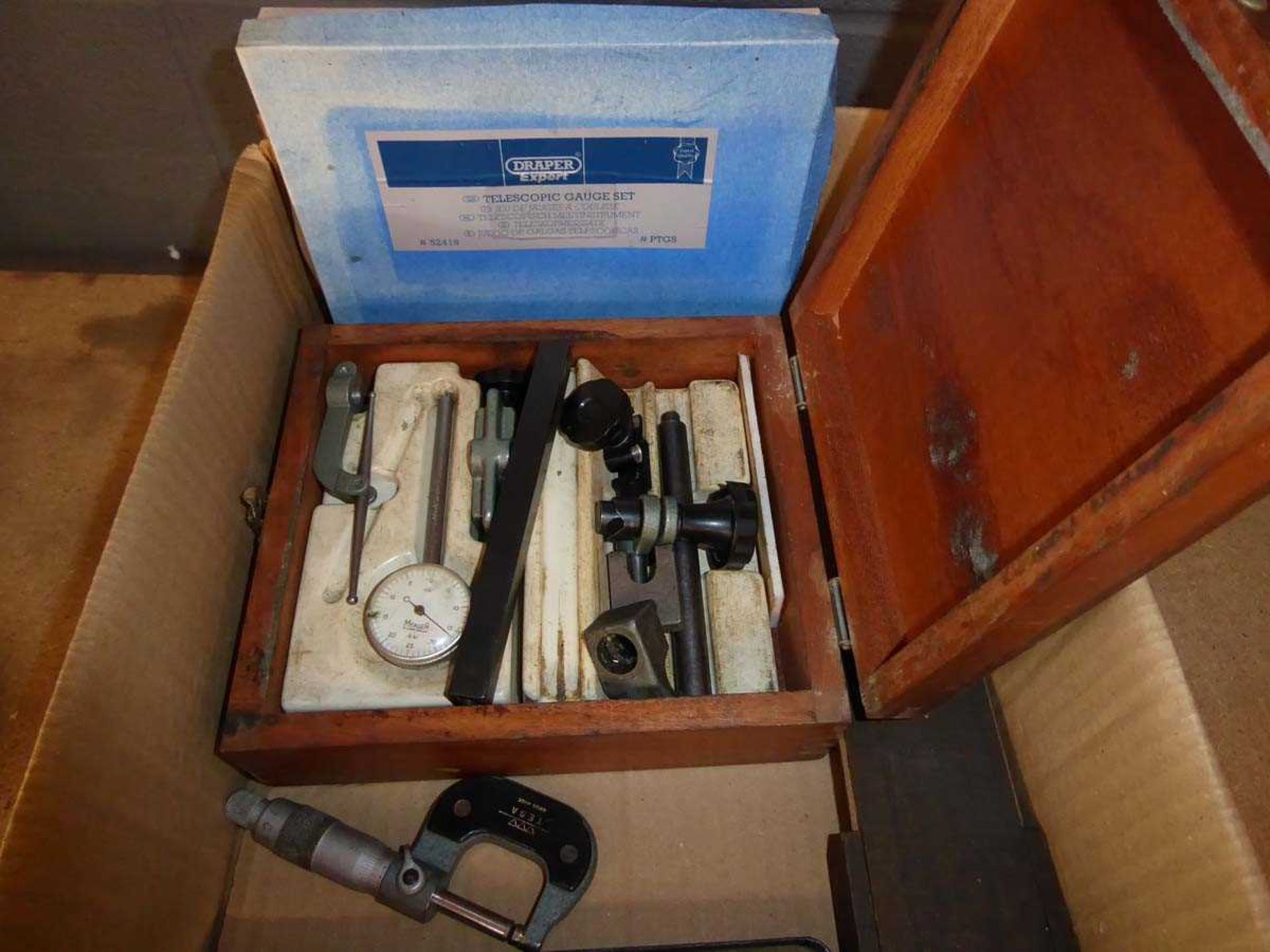 Box containing measuring gauges, dial gauges, micrometers, etc - Image 2 of 3