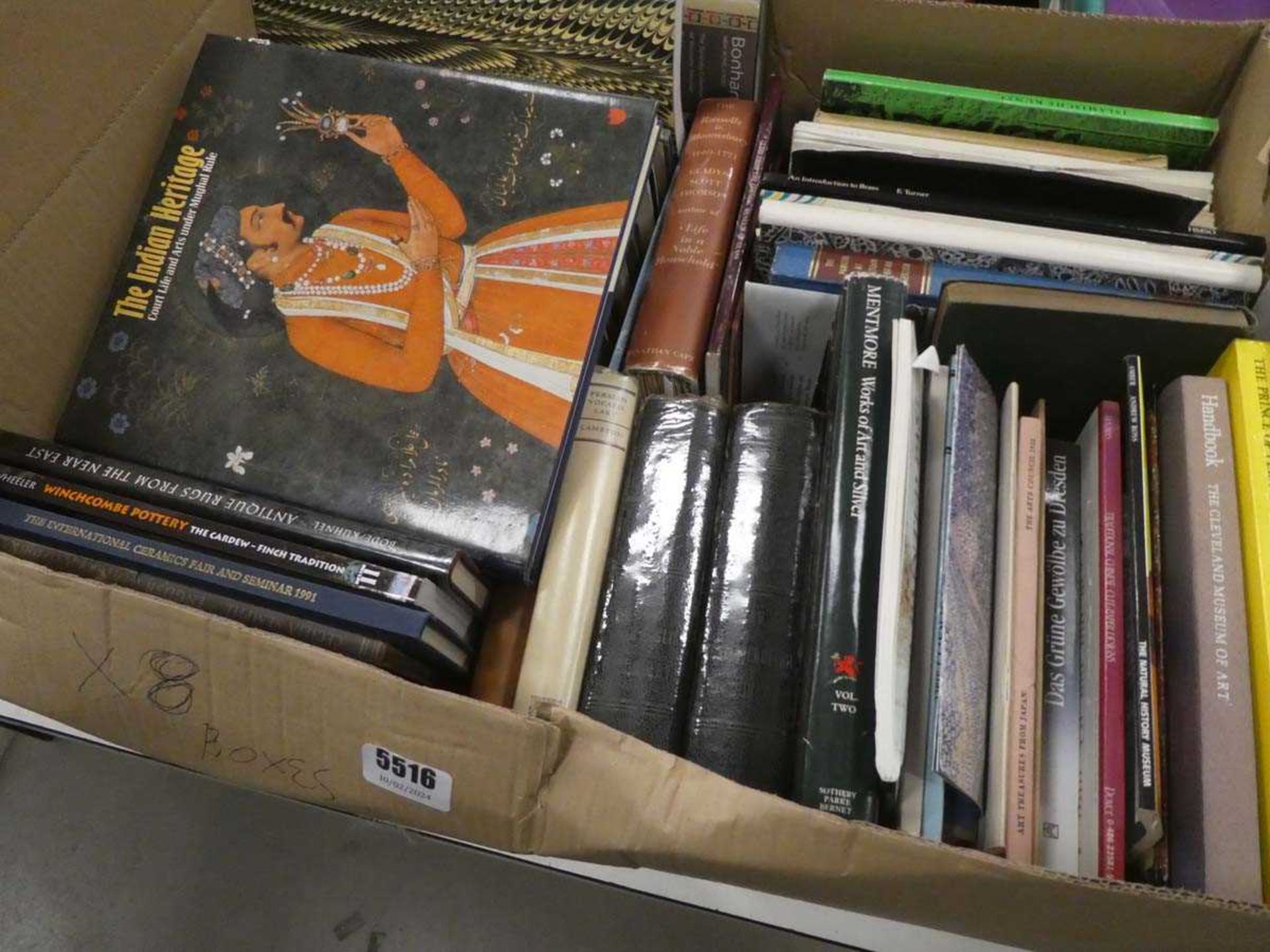 8 boxes containing qty of art and antique reference books - Image 4 of 7