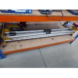 Fold up saw stand
