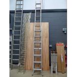 Small step ladder and double aluminium ladder