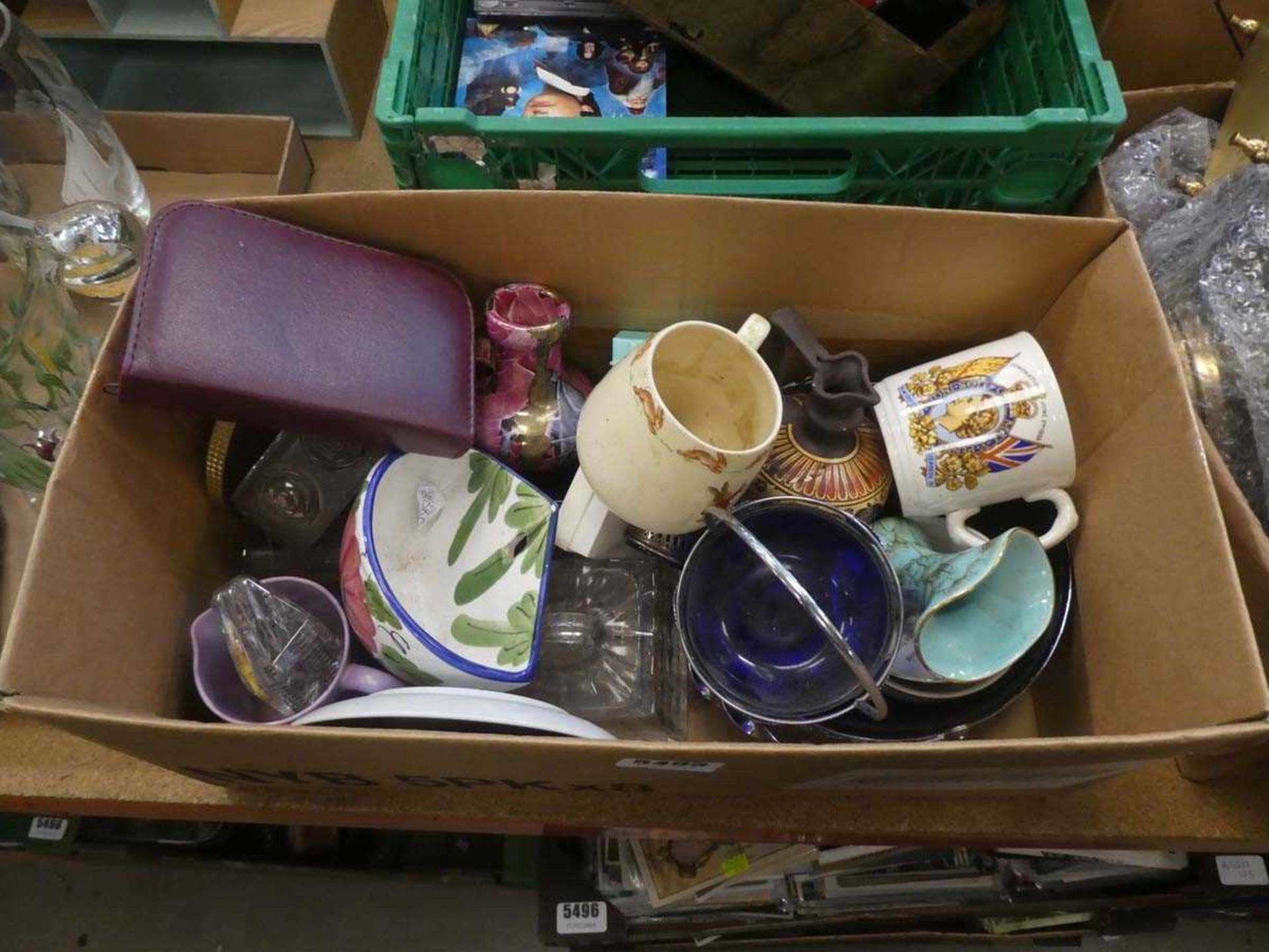 Box containing commemorative ware, houseware and a Bunnykins mug