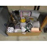 +VAT Box containing household goods to include, wineglasses, pudding bowls, jug, general glassware