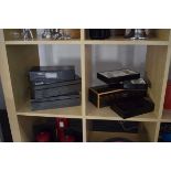 Group of jewellery boxes, jewellery trays and fitted games box (7)