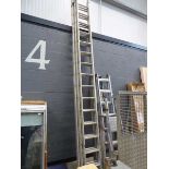 Triple extension ladder