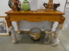 Oriental export carved side/console table