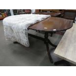 Reproduction mahogany dining table