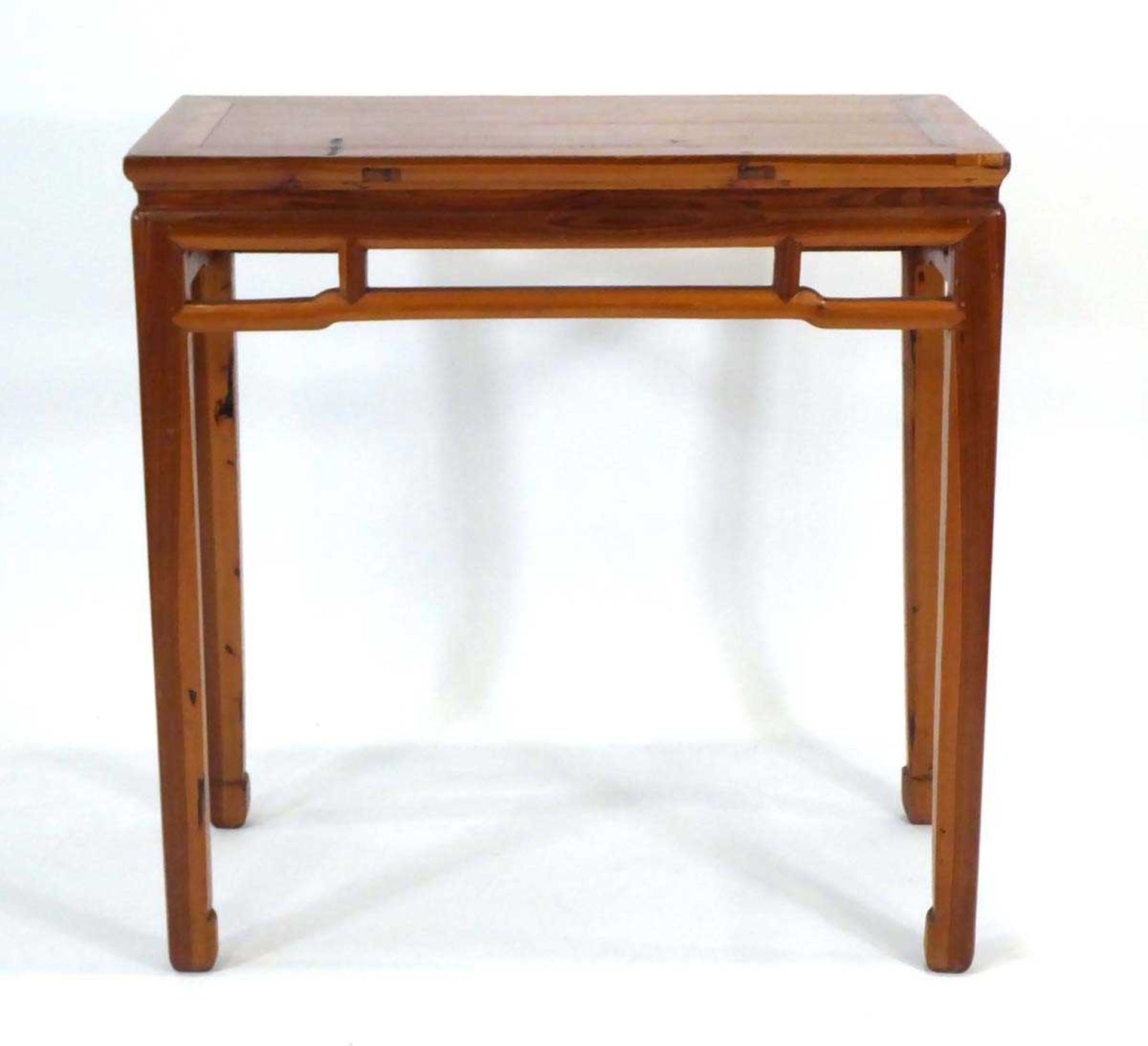 A Chinese pine altar table, the rectangular surface over a fretwork frieze, on four straight legs, - Bild 2 aus 13