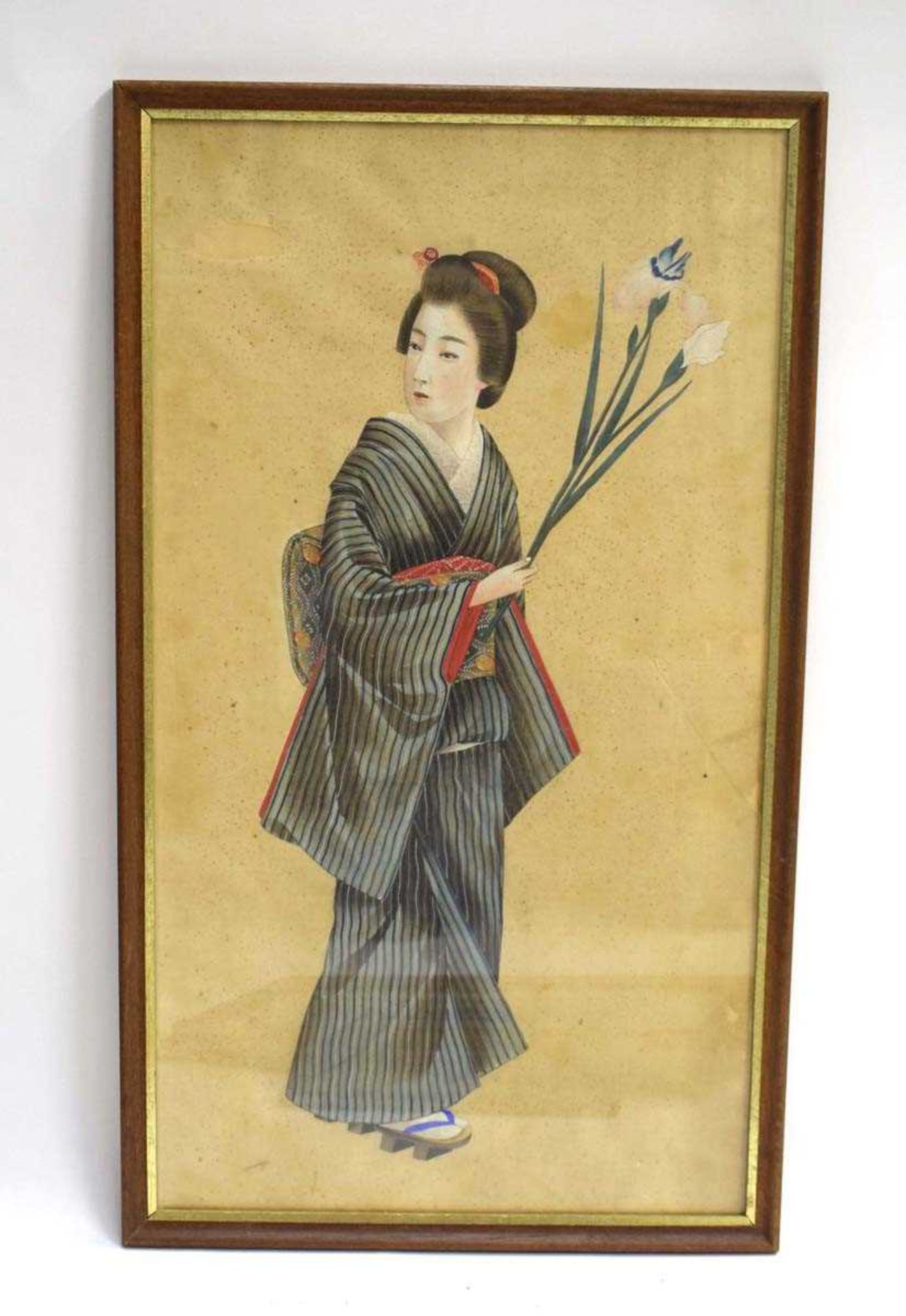 A Chinese painting on silk depicting a young male, a peacock feather in his hair, 29 x 14 cm, - Bild 2 aus 10