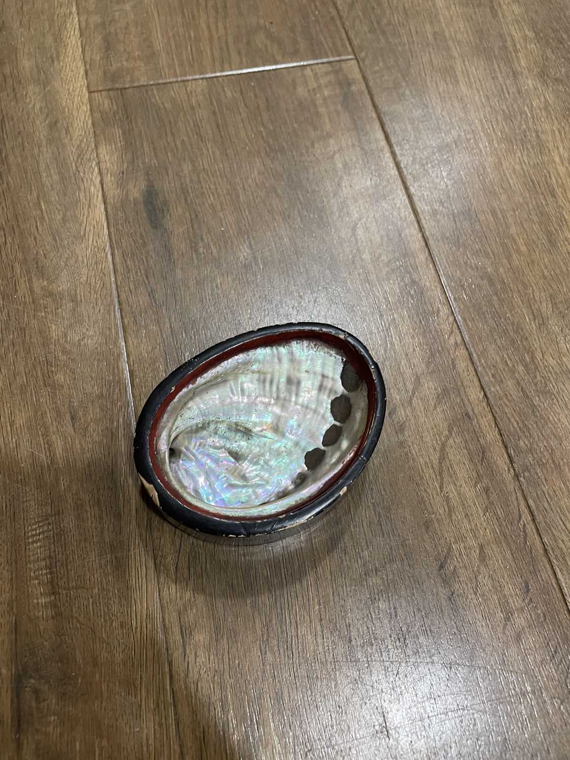 A Japanese lacquer work charger decorated with a view of Mount Fuji, d. 33 cm, together with a - Image 39 of 46