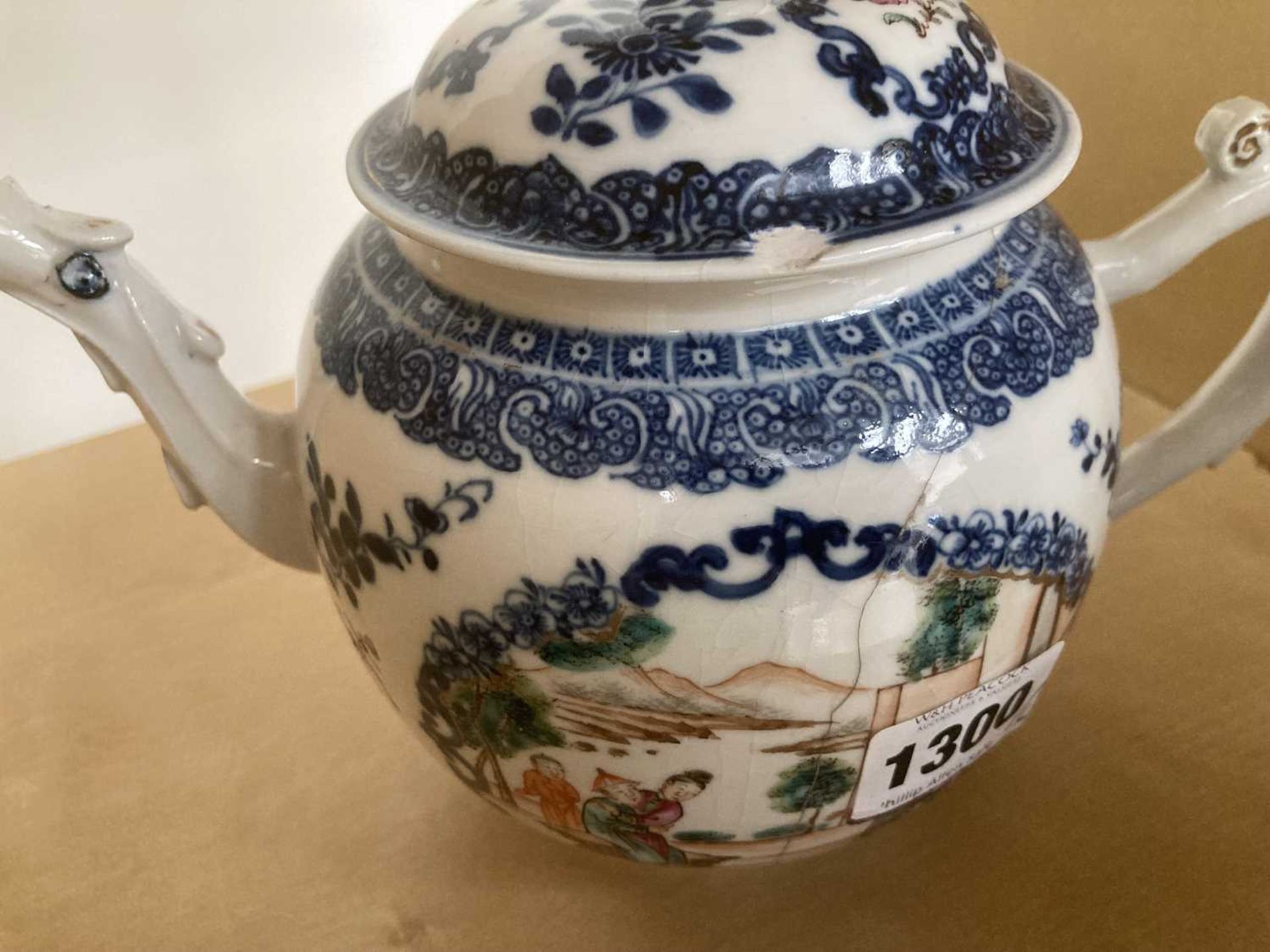 A Chinese teapot and cover, relief decorated with foliate motifs in the Yongzheng manner, h. 11.5 - Bild 14 aus 15