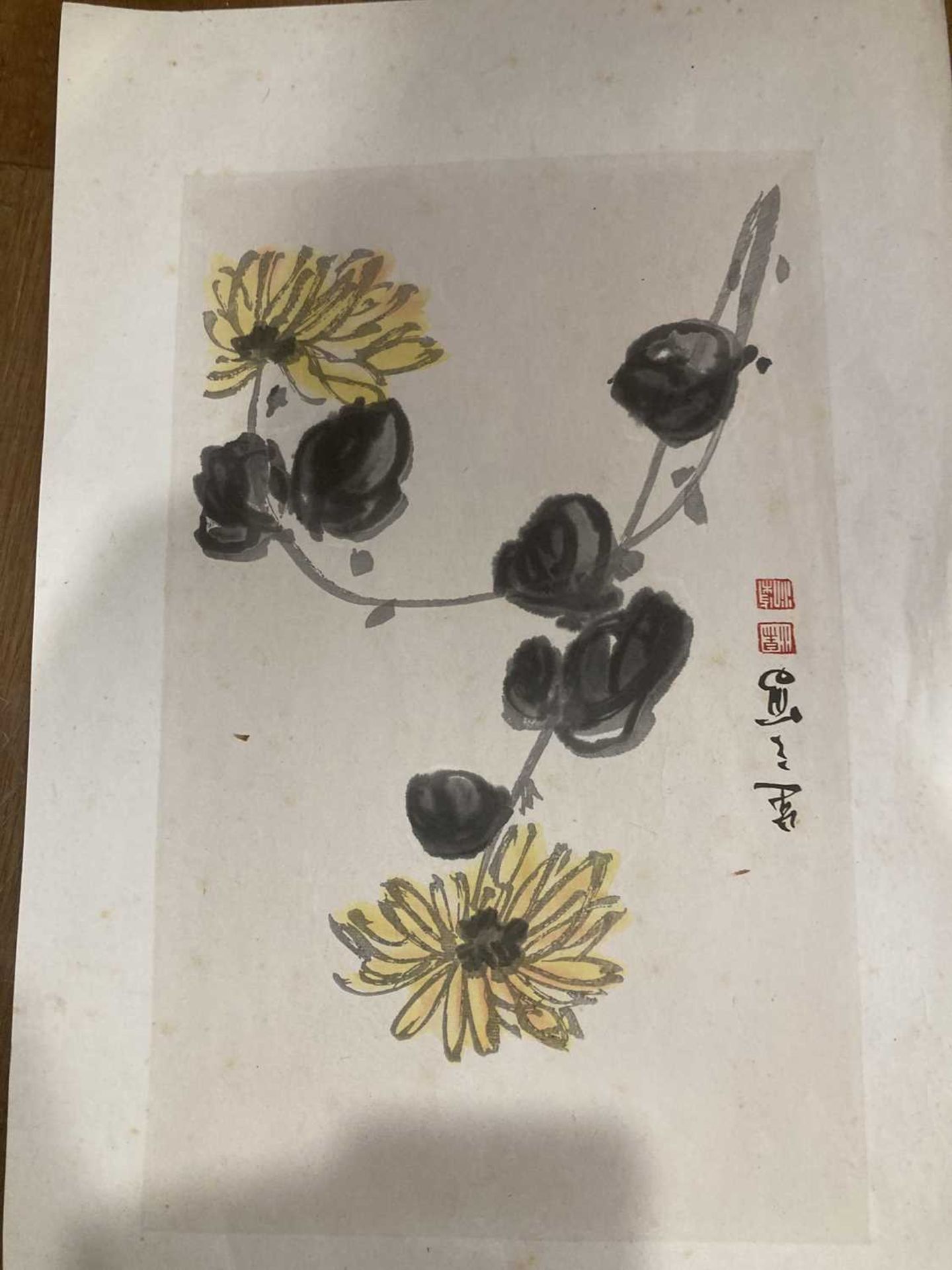 A Chinese painting on fabric depicting an exotic bird resting upon a branch in full bloom, within - Bild 15 aus 18