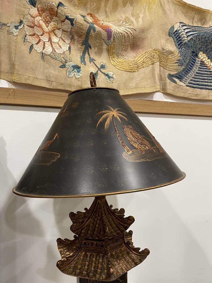 A pair of late 20th century chinoiserie table lamps, the black shades with gilded relief detail over - Image 11 of 17