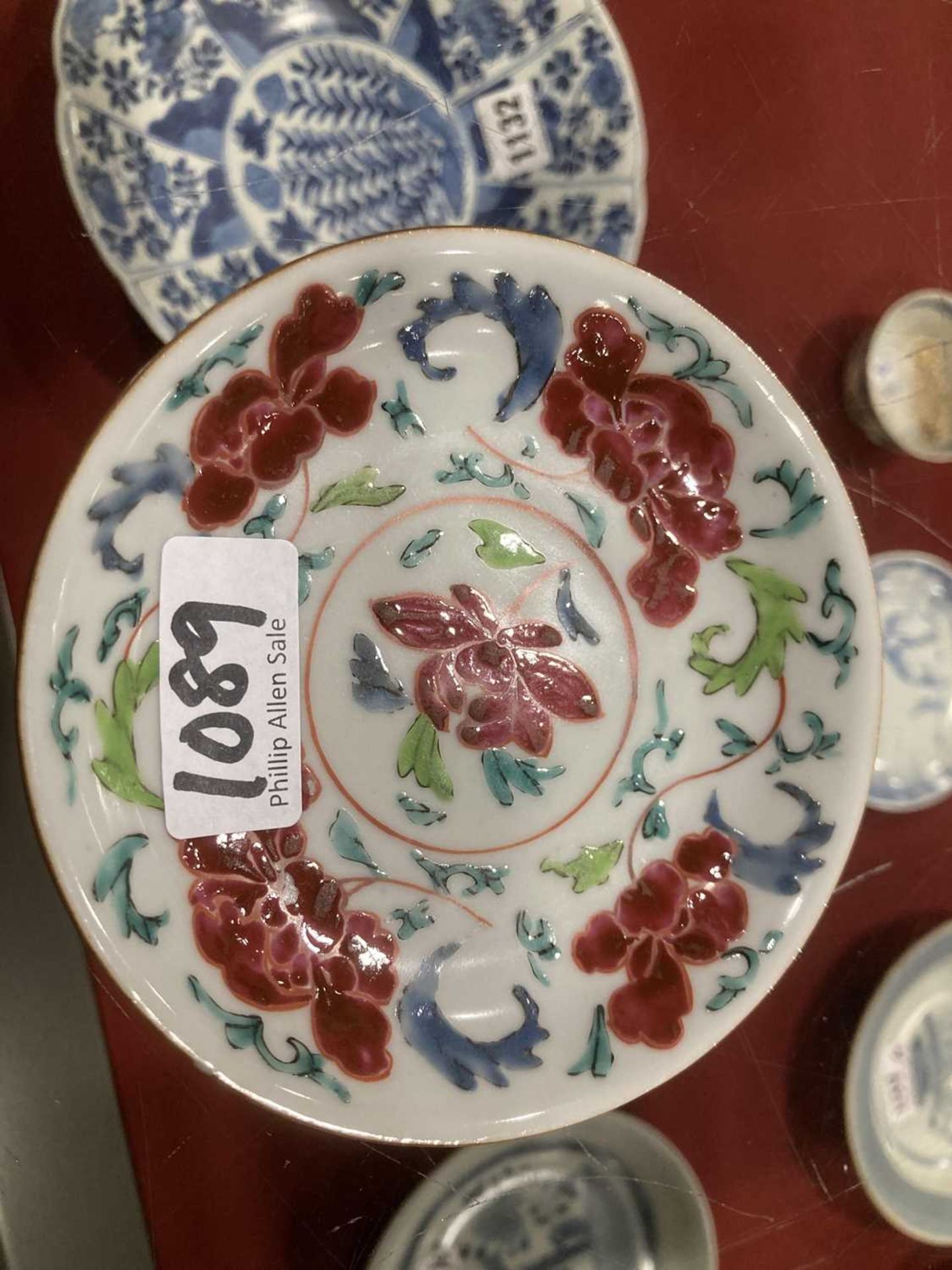 Eight items of Batavia porcelain, each decorated with foliate motifs in coloured enamels including a - Image 11 of 13