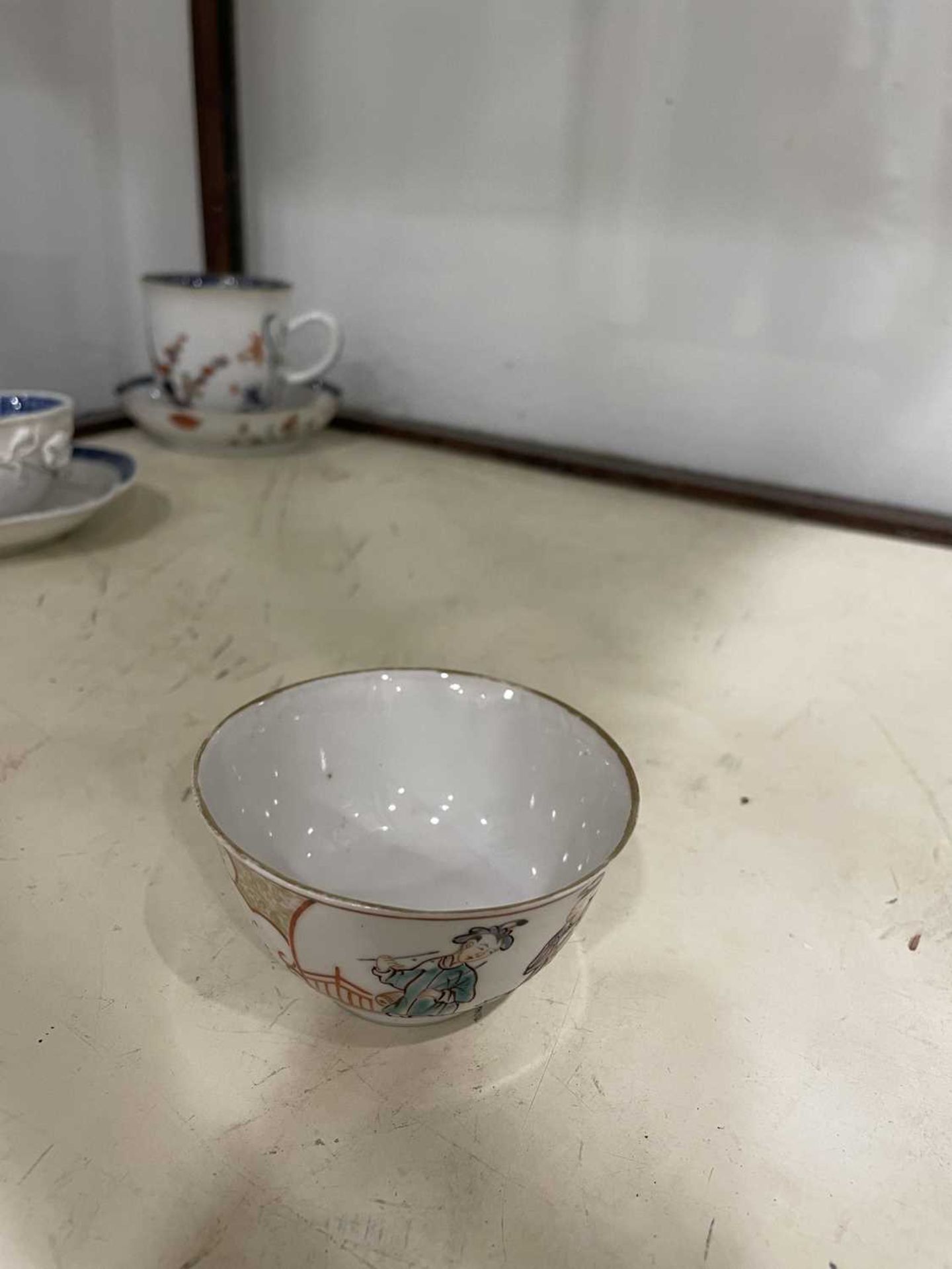 Twelve matching Chinese and other tea bowls, cups and saucers, each decorated in a different - Image 48 of 114