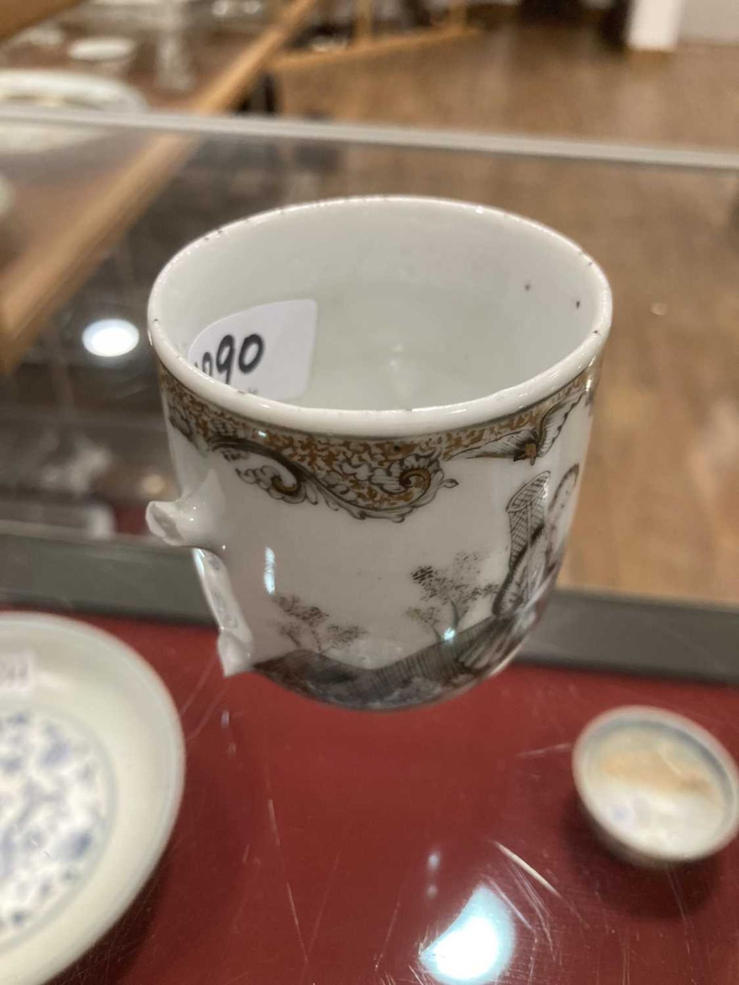 Eleven items of Chinese en-grisaille decorated porcelain including a tea bowl and matching saucer, - Image 23 of 31