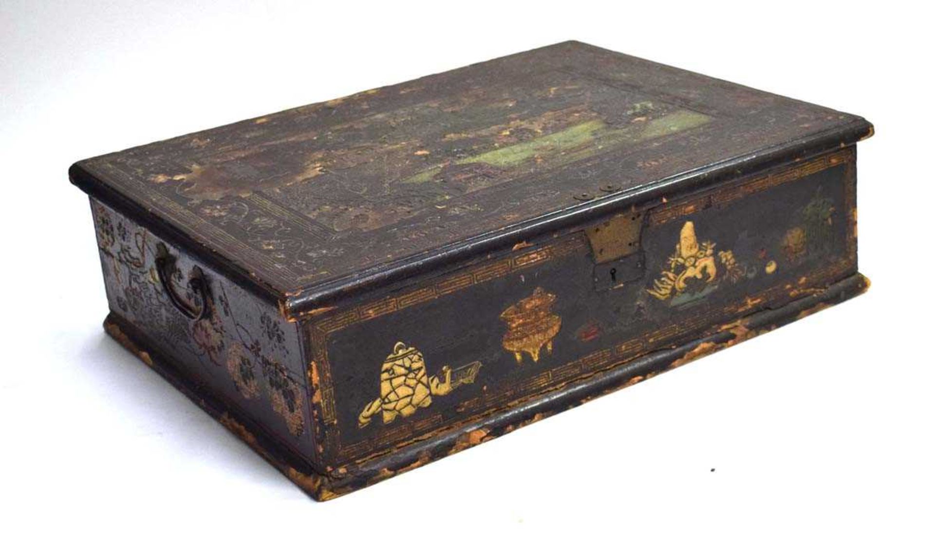 A Chinese Export table top work box, relief decorated with a mountainous landscape, w. 54 cm, - Image 5 of 7