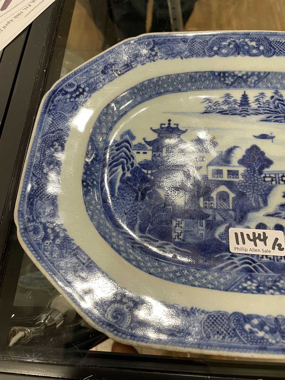 A Chinese blue and white willow pattern charger of typical form, w. 40.5 cm, together with a similar - Image 6 of 33