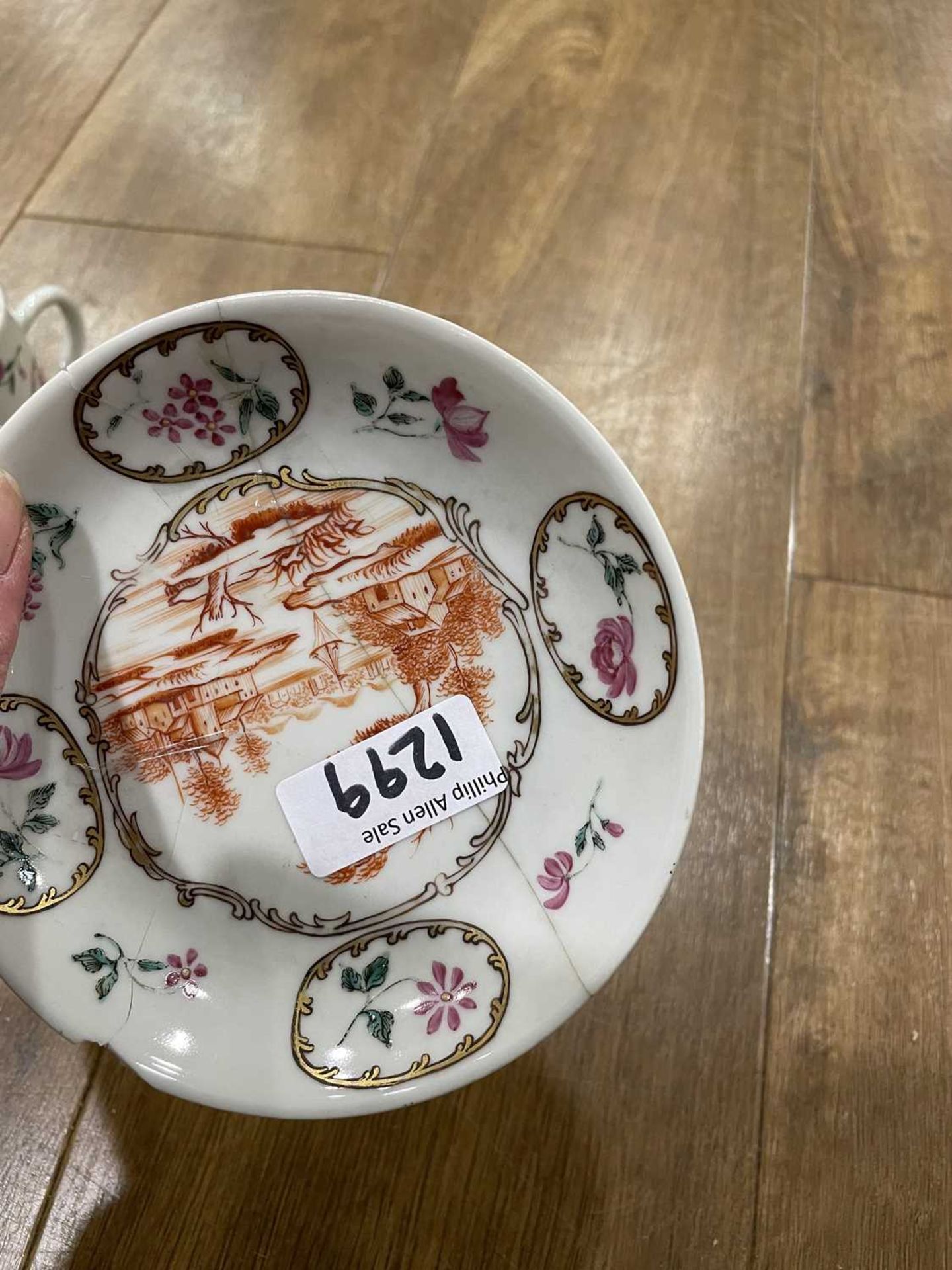 Twelve matching Chinese and other tea bowls, cups and saucers, each decorated in a different - Image 78 of 114