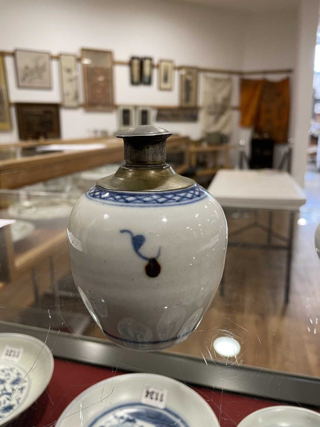 A mixed group of Chinese and other blue and white ceramics including beads, lidded vases, caddies - Image 68 of 82