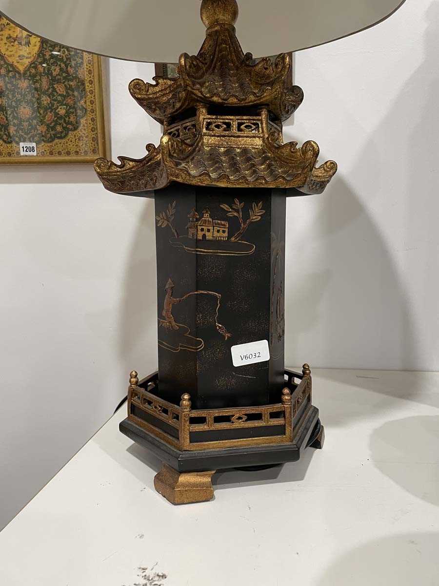 A pair of late 20th century chinoiserie table lamps, the black shades with gilded relief detail over - Image 5 of 17