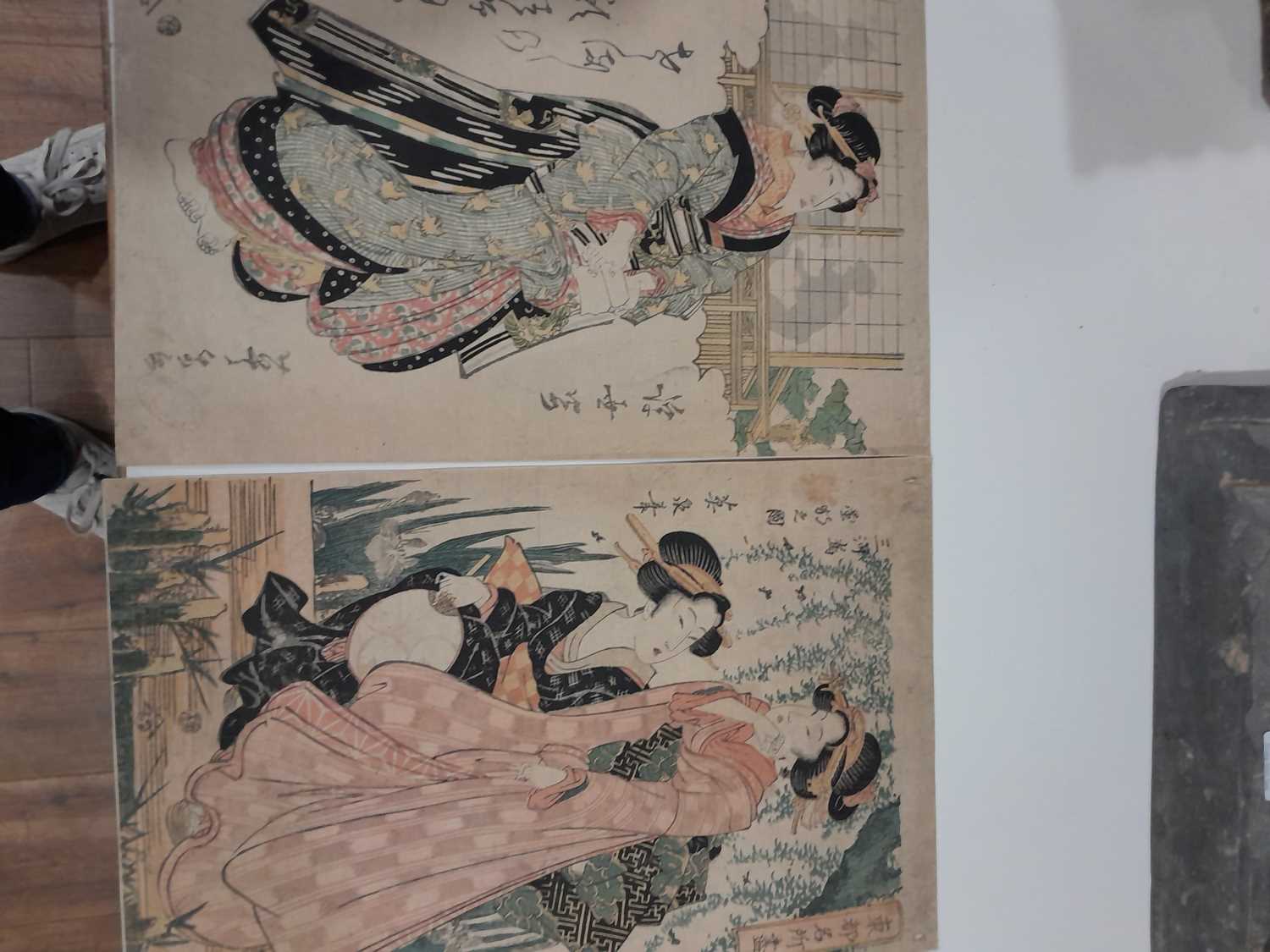 Twelve reproduction Japanese woodblock prints depicting female beauties, from the Birmingham Free - Bild 7 aus 12