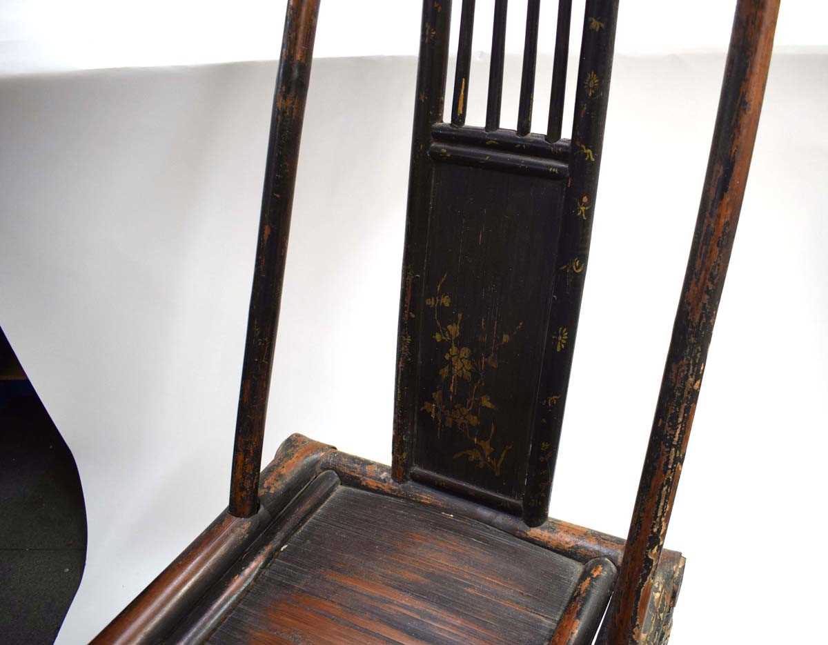 A Japanese lacquered bamboo side chair decorated with foliate motifs, w. 44 cm, h. 104 cm, d. 38 - Image 2 of 4