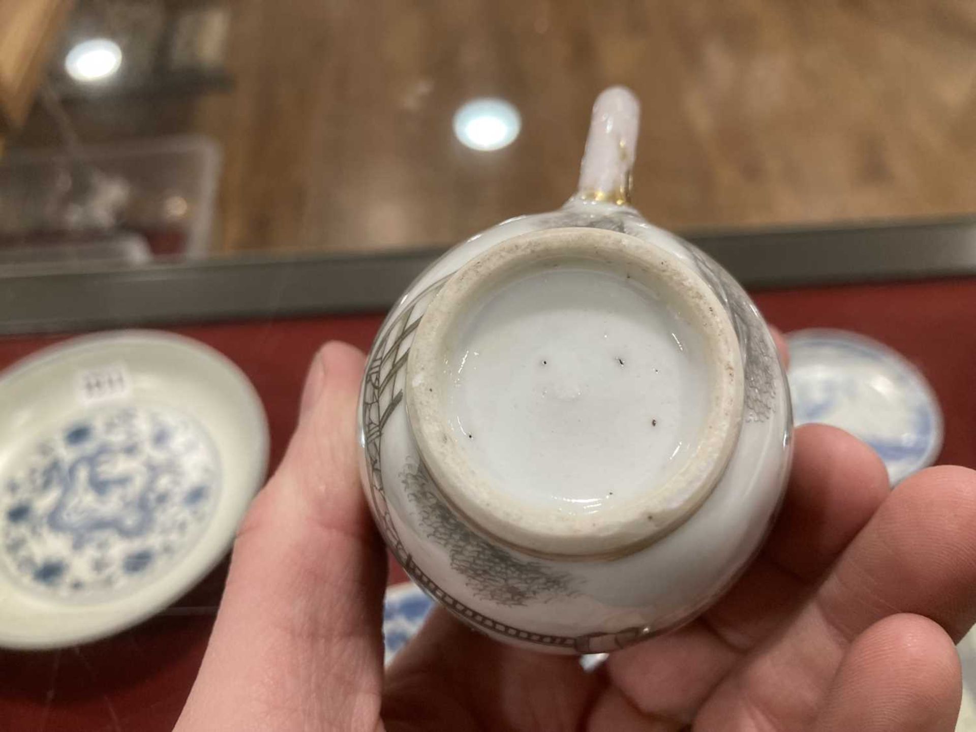 Eleven items of Chinese en-grisaille decorated porcelain including a tea bowl and matching saucer, - Image 10 of 31