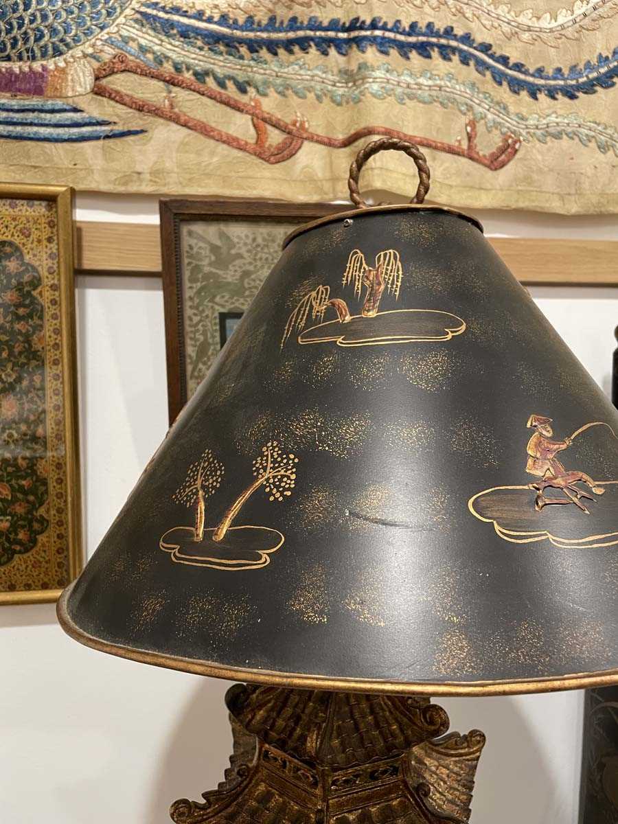 A pair of late 20th century chinoiserie table lamps, the black shades with gilded relief detail over - Image 7 of 17