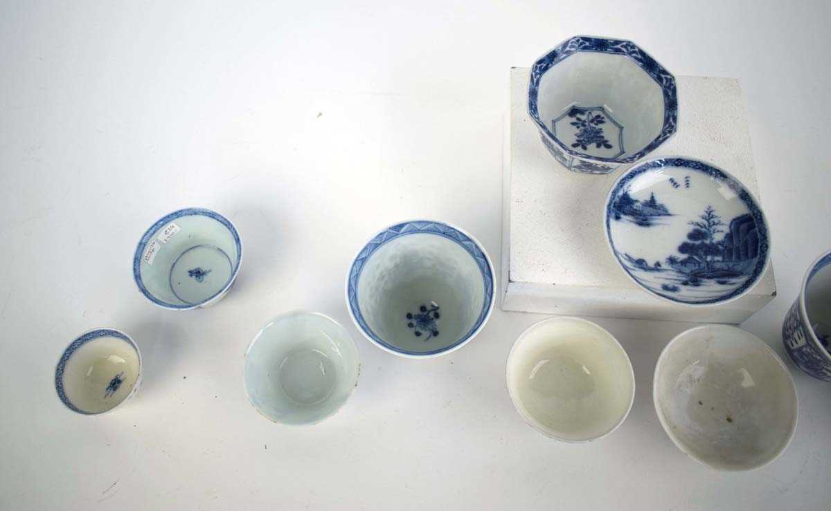 Twelve 18th century and later Chinese blue and tea bowls, cups etc., including a pair of cups - Image 5 of 14