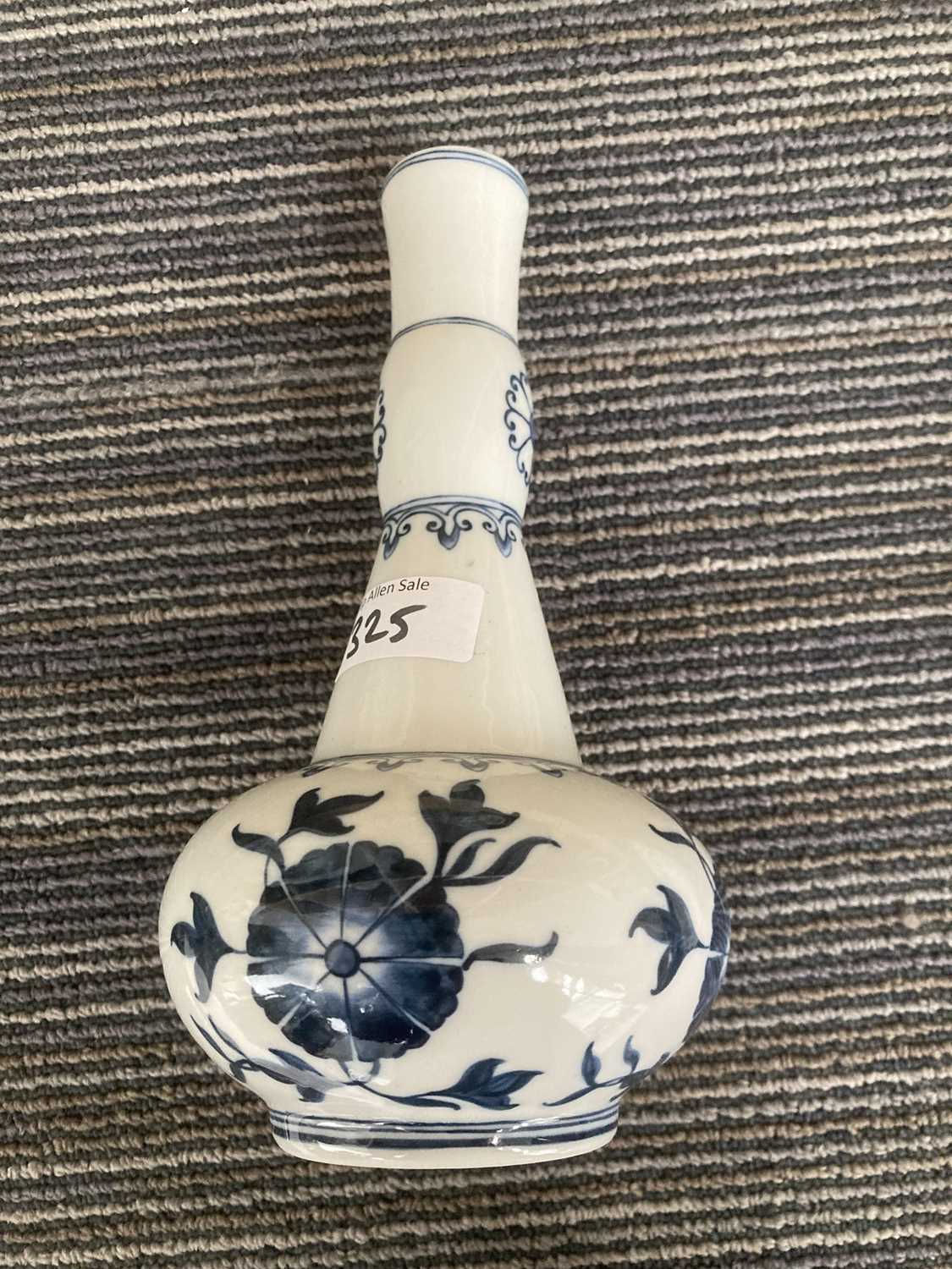 A Japanese blue and white bottle vase, decorated with stylised flowerheads, character marks to base, - Image 12 of 24