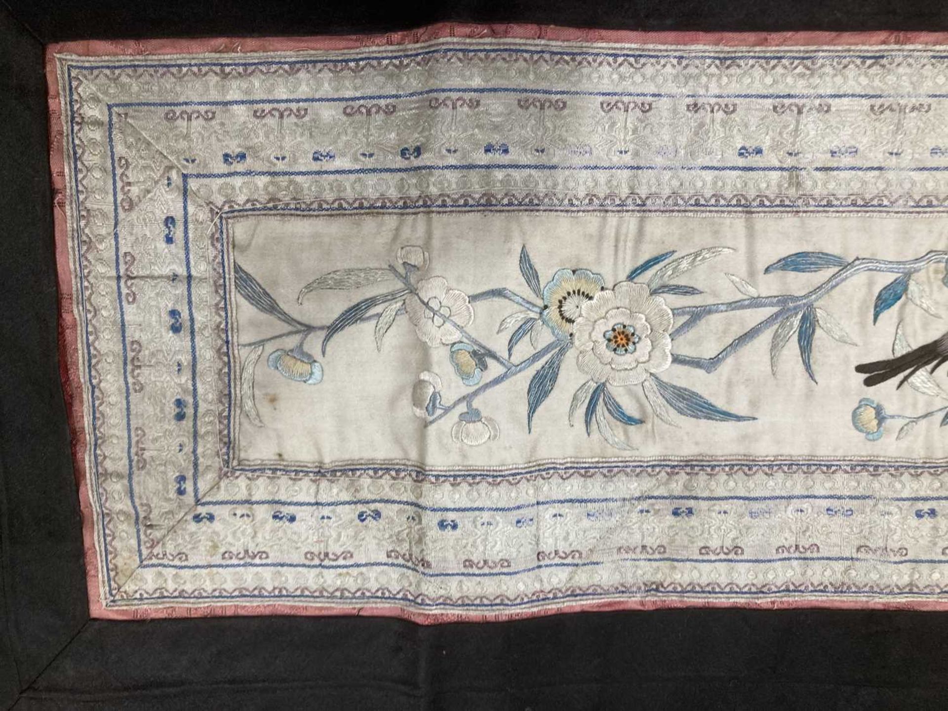 A Chinese silk panel embroidered with blossoms and butterflies, 94 x 34 cm, a machine made panel - Image 25 of 38