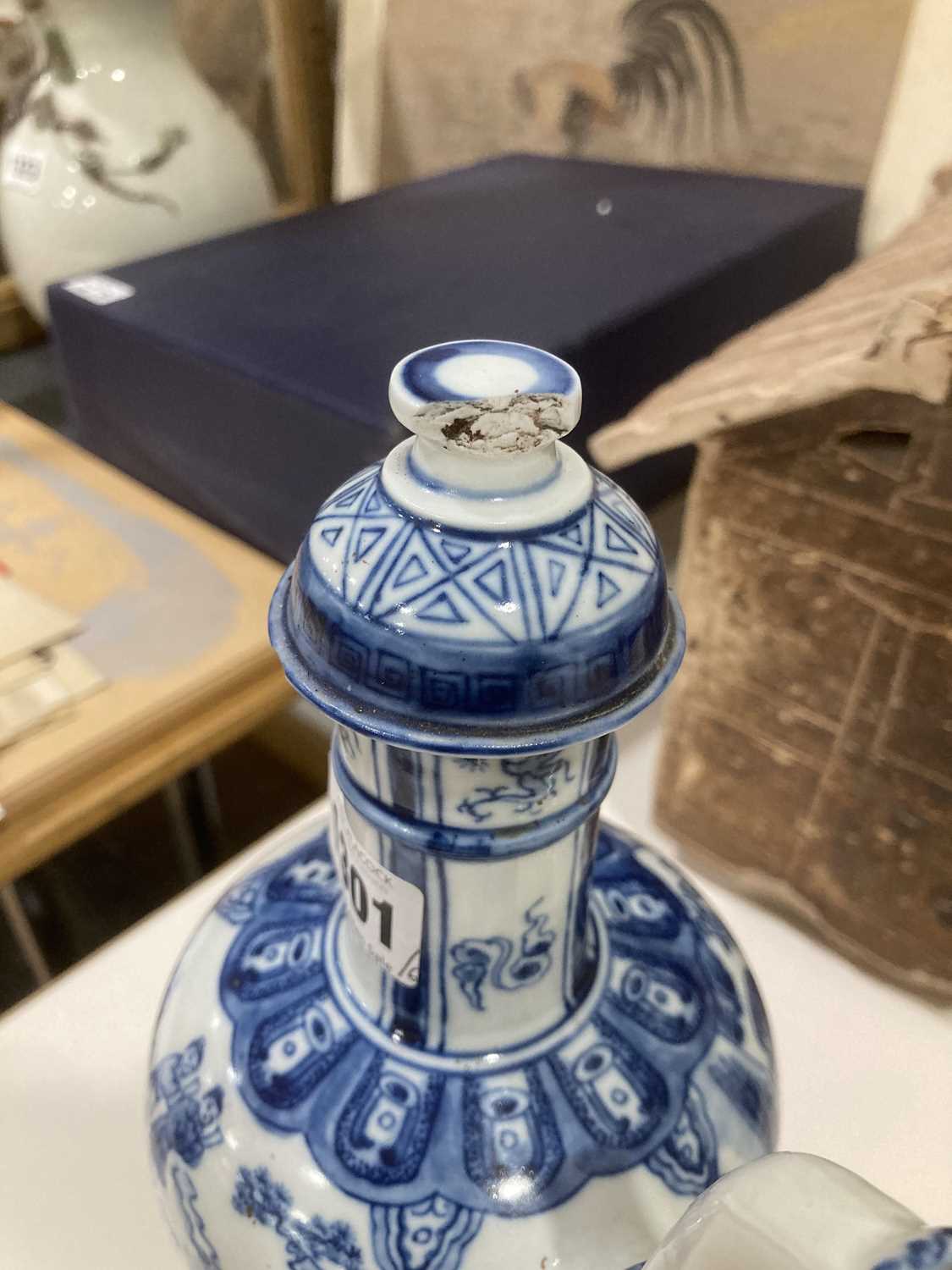 A Chinese blue and white teapot and cover, decorated with oxen in traditional landscapes, h. 12.5 - Image 23 of 24