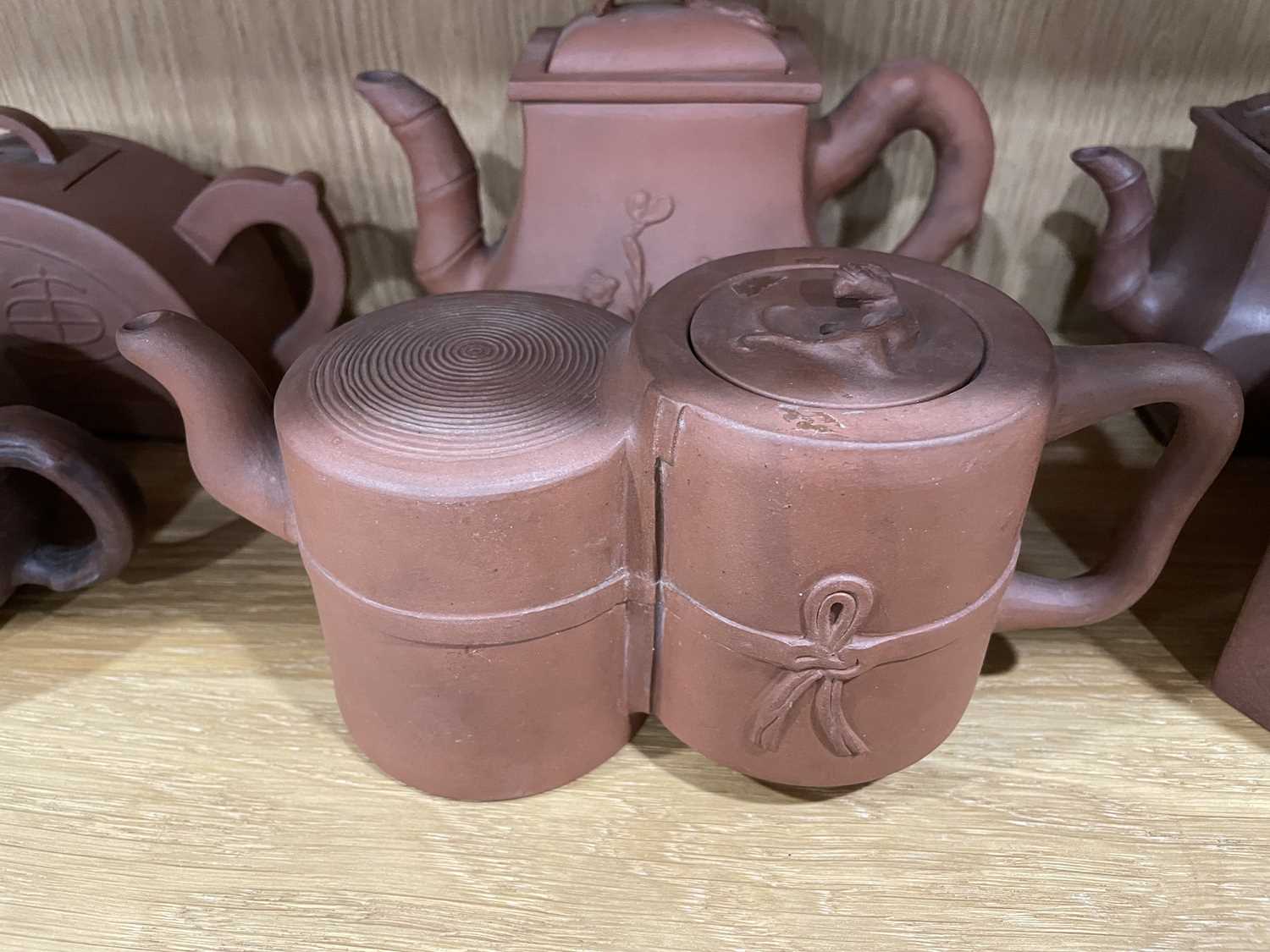 Thirteen Yixing teapots including a double chamber example, h. 10 cm, w. 21 cm, d. 8 cm, various - Image 5 of 18