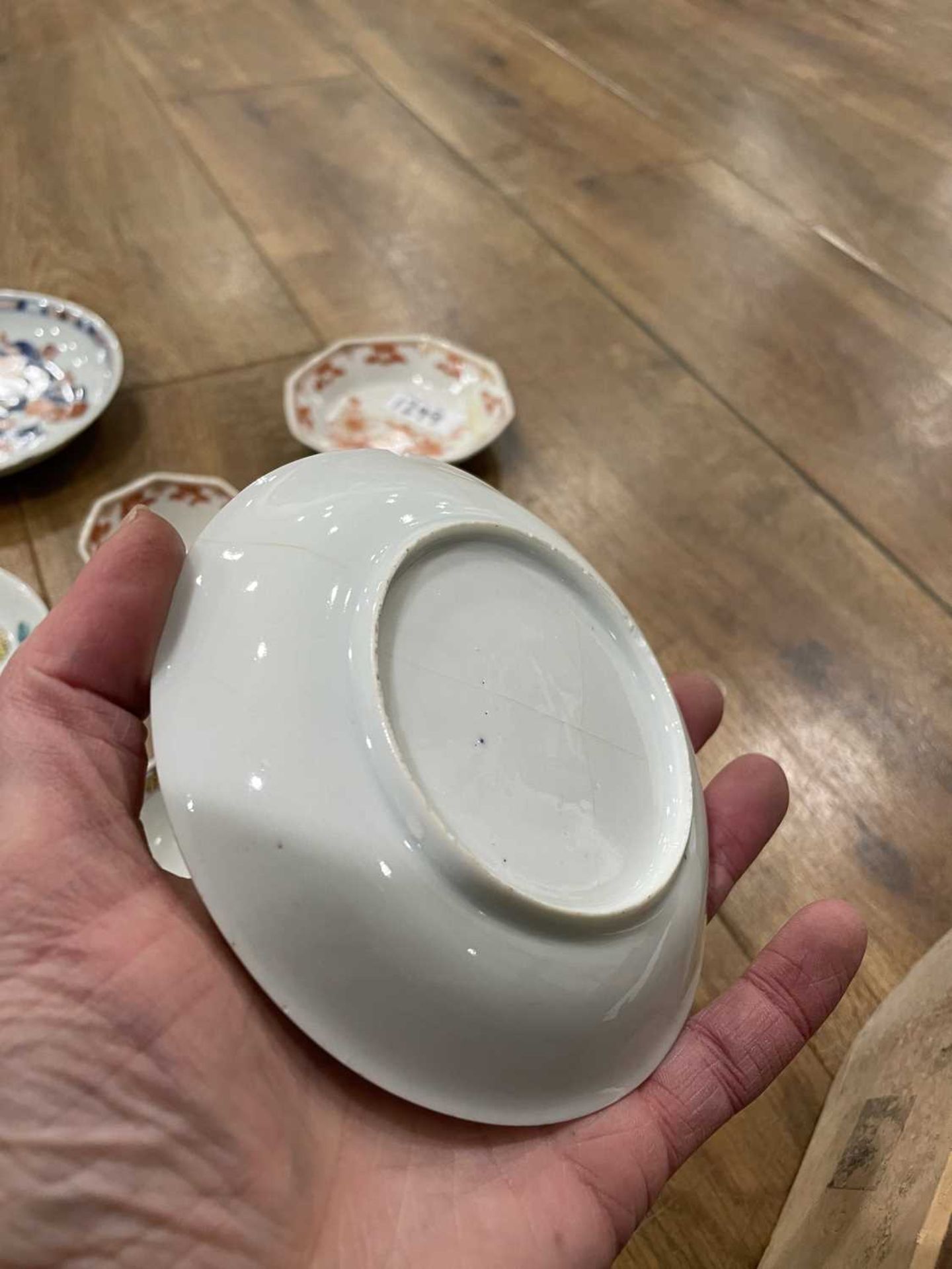 Twelve matching Chinese and other tea bowls, cups and saucers, each decorated in a different - Image 114 of 114