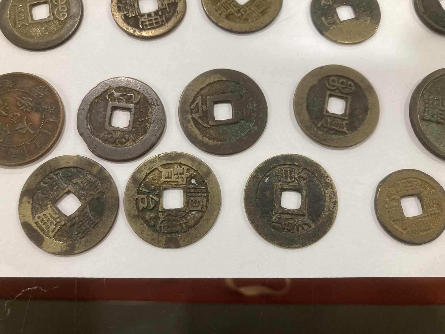 A group of 18th century and later Chinese coinage and banknotes (approx. 100 items) *from the - Image 42 of 54