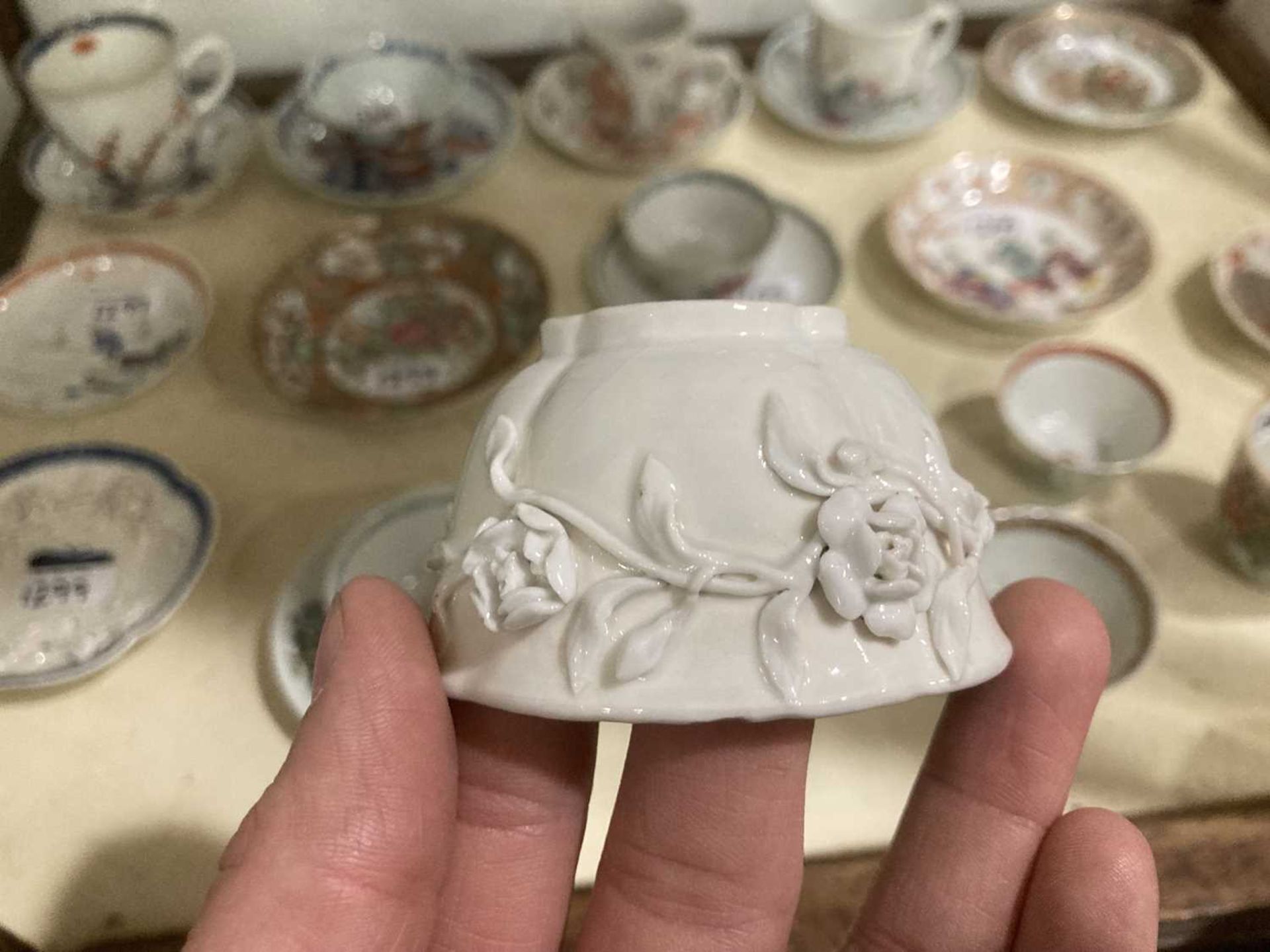 Twelve matching Chinese and other tea bowls, cups and saucers, each decorated in a different - Image 13 of 114