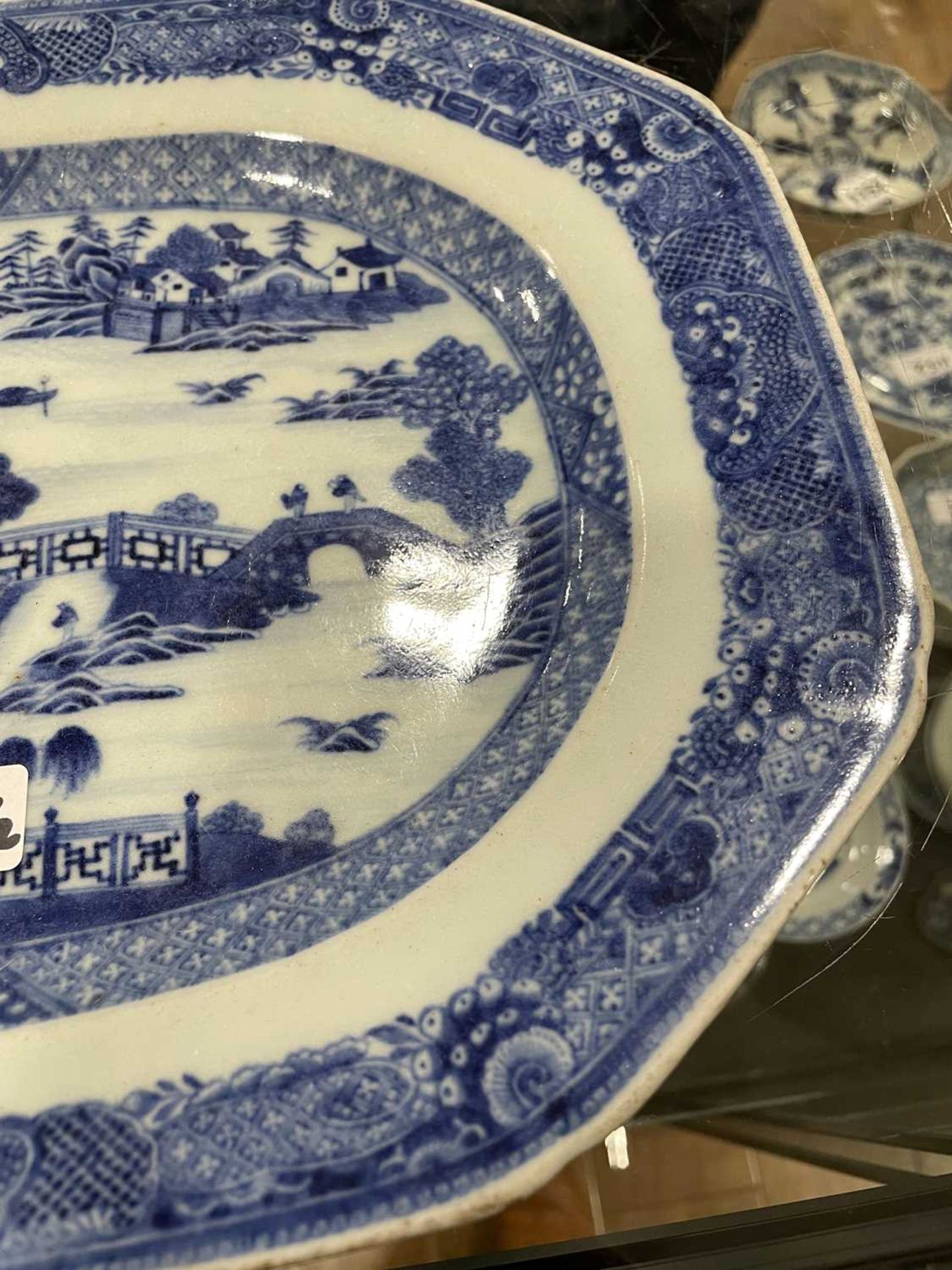 A Chinese blue and white willow pattern charger of typical form, w. 40.5 cm, together with a similar - Image 14 of 33