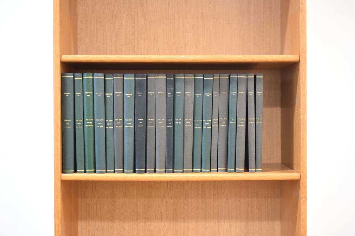 A group of Oriental Art journals bound in green, various dates and editions (21) *from the - Image 2 of 2