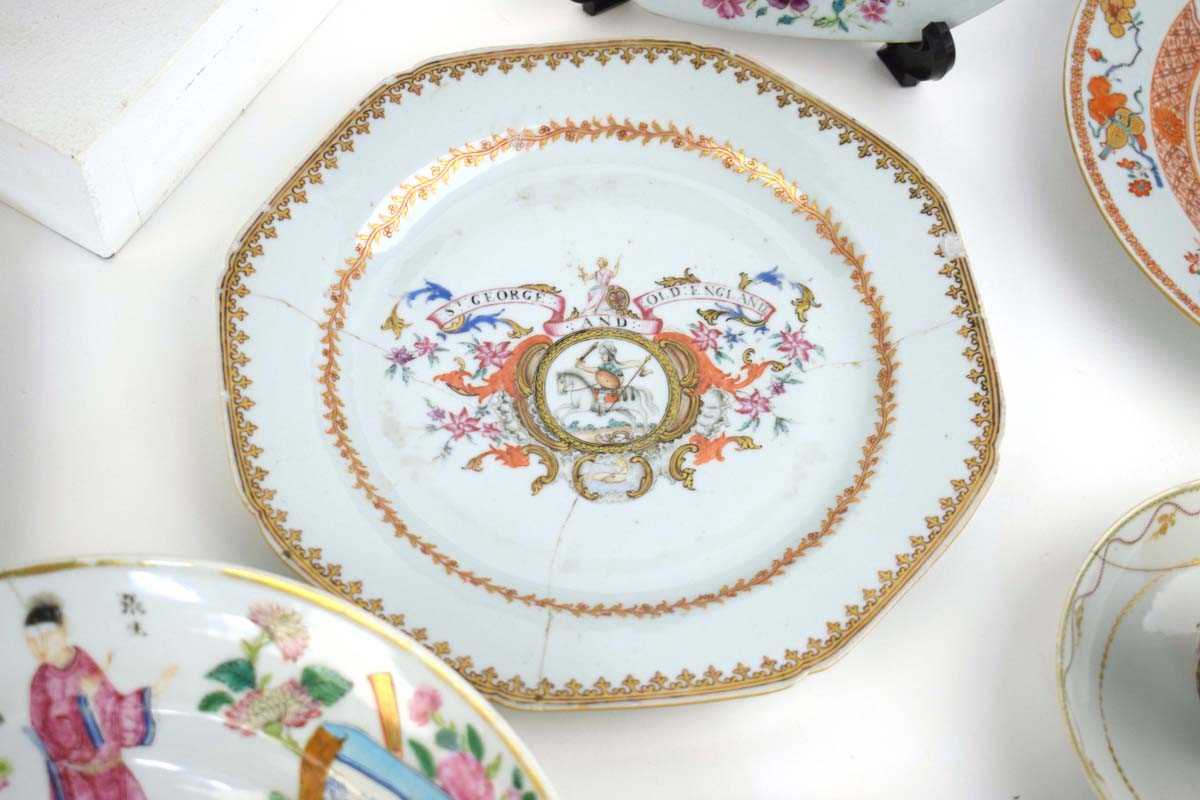 A Chinese Export armorial dish, decorated in coloured enamels with traditional figures and the (?) - Image 2 of 41
