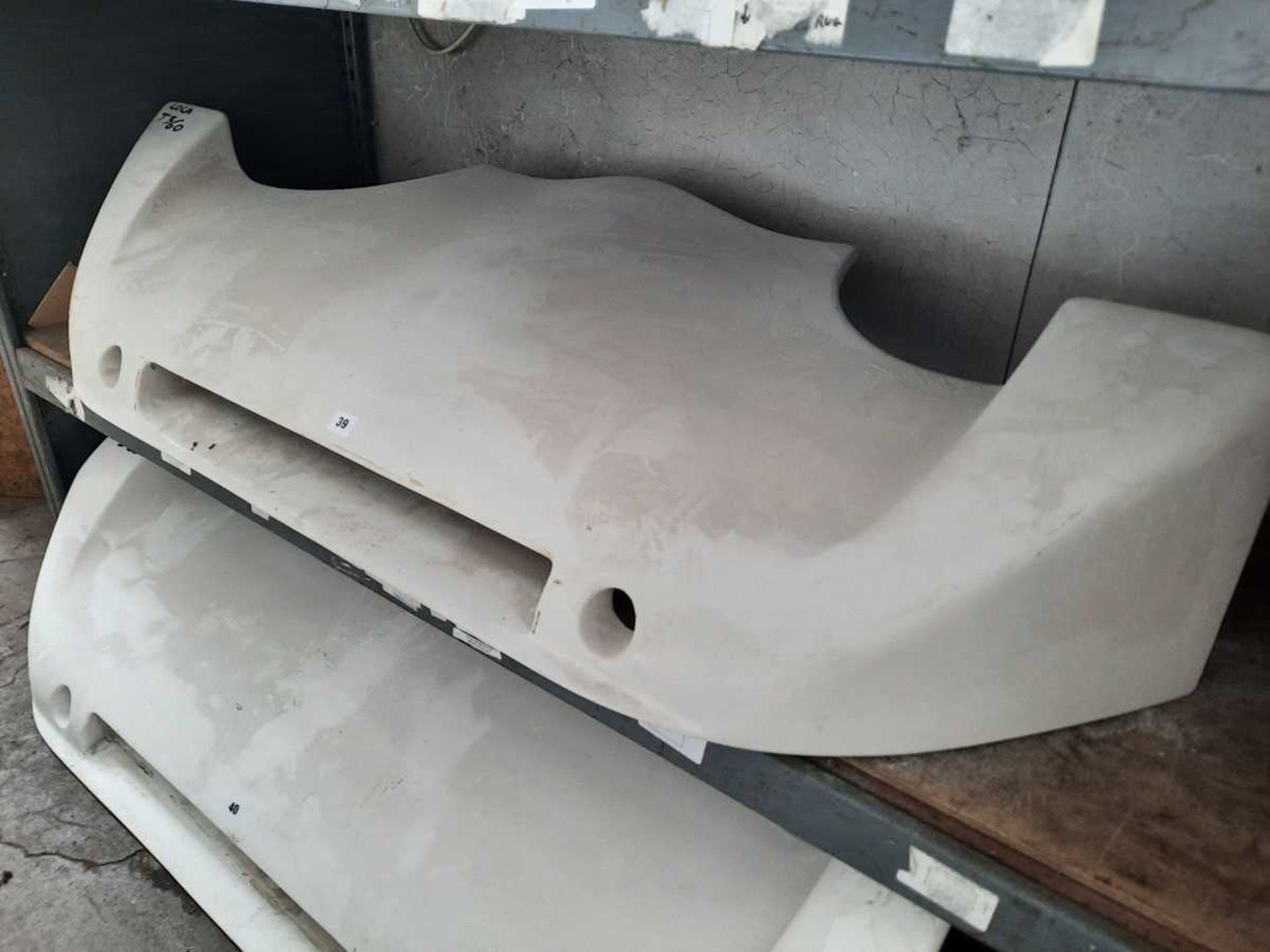 +VAT Lola T360 fibreglass nose - Image 2 of 2