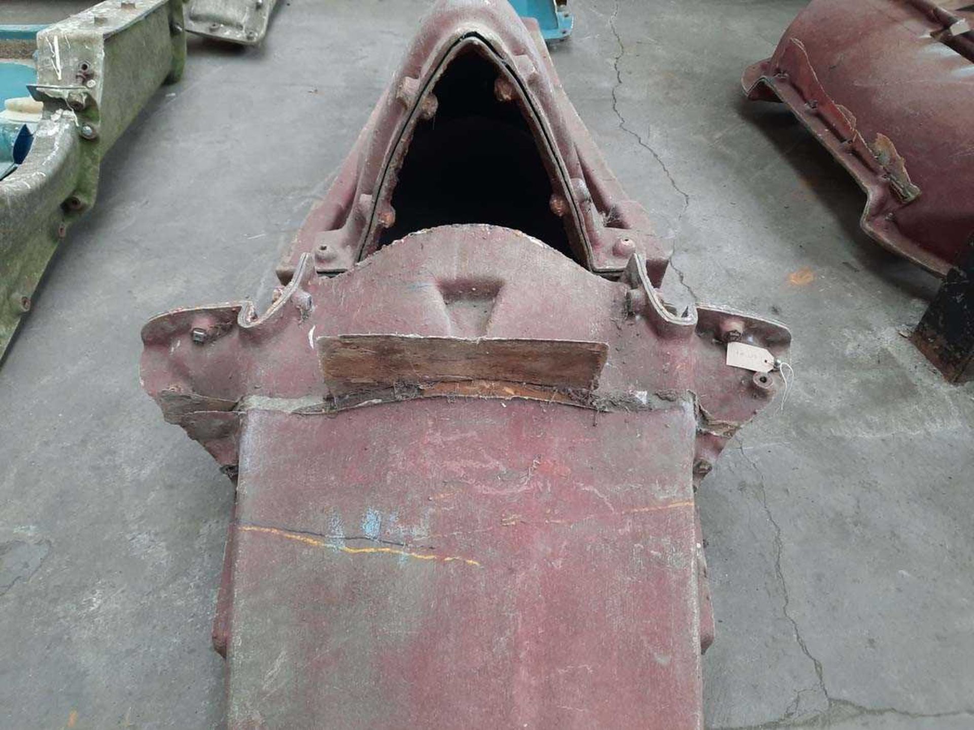 +VAT Lola T540 / T580 / T620 / Unknown panel moulds; T540 2 noses, T540 cockpit with tail, seat, - Image 11 of 13