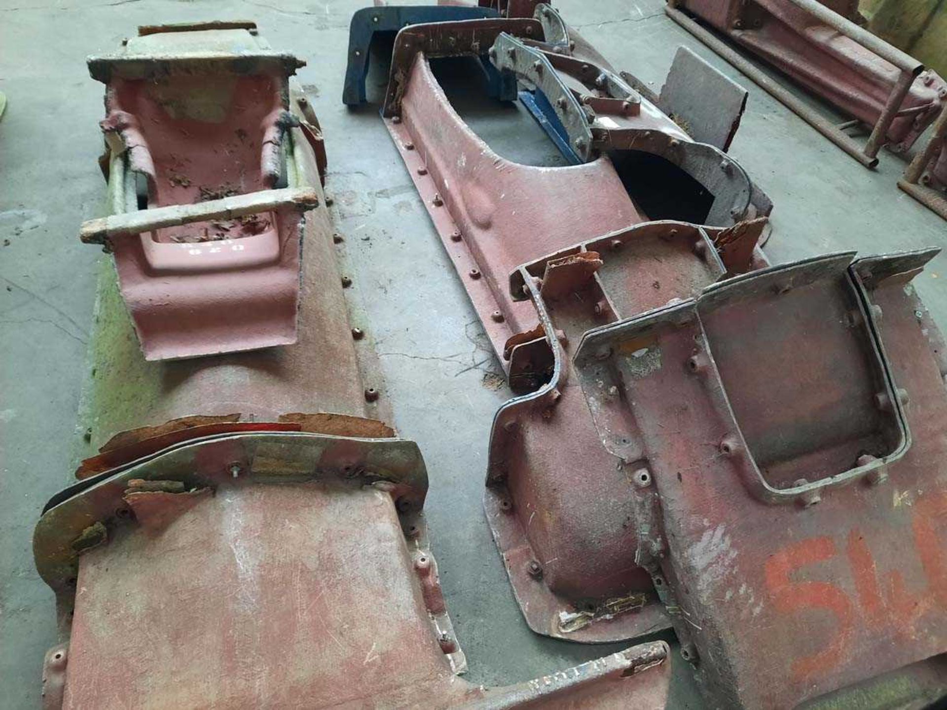 +VAT Lola T540 / T580 / T620 / Unknown panel moulds; T540 2 noses, T540 cockpit with tail, seat,