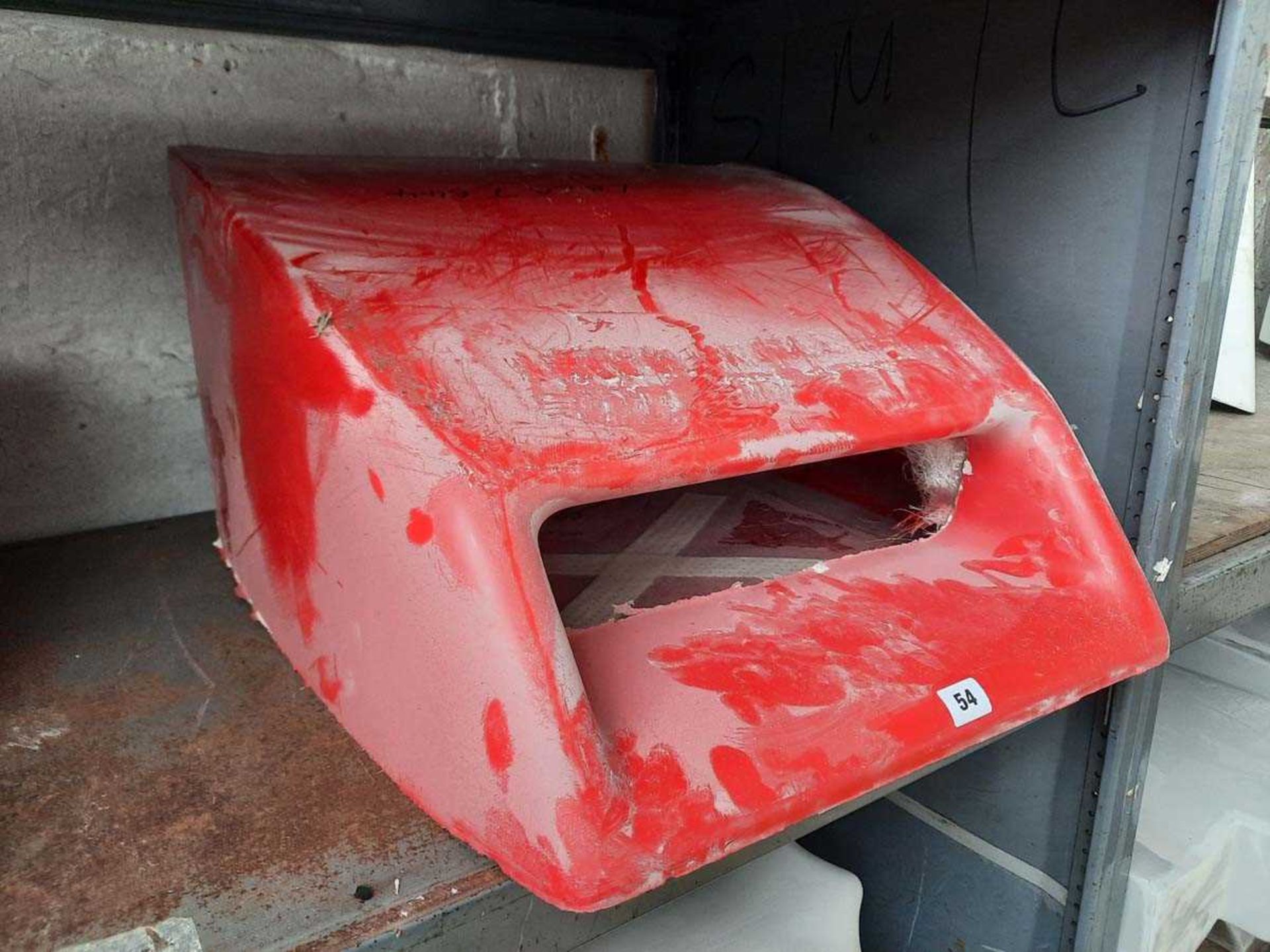 +VAT Lola T644 fibreglass nose