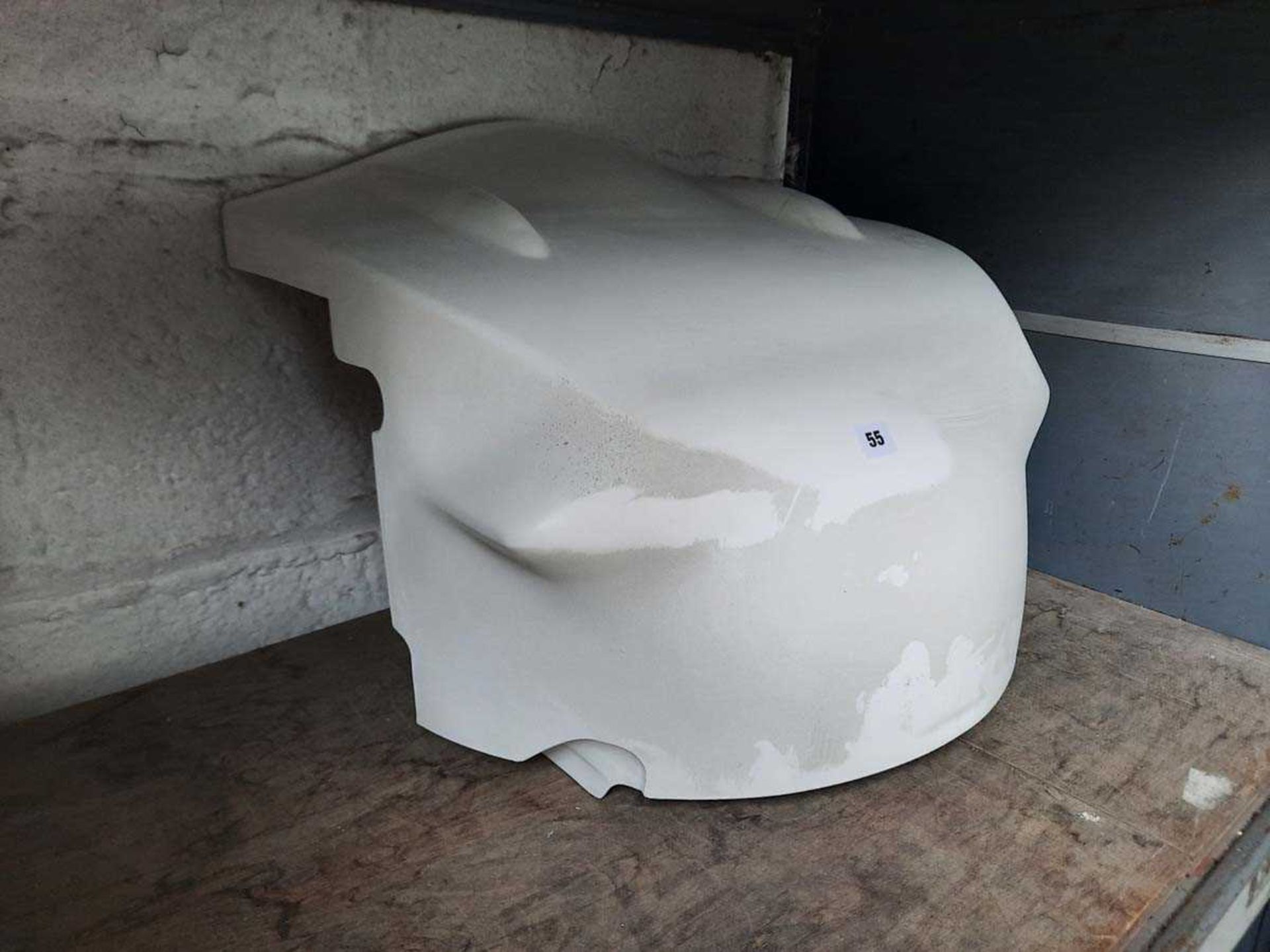 +VAT Lola T640 fibreglass panel