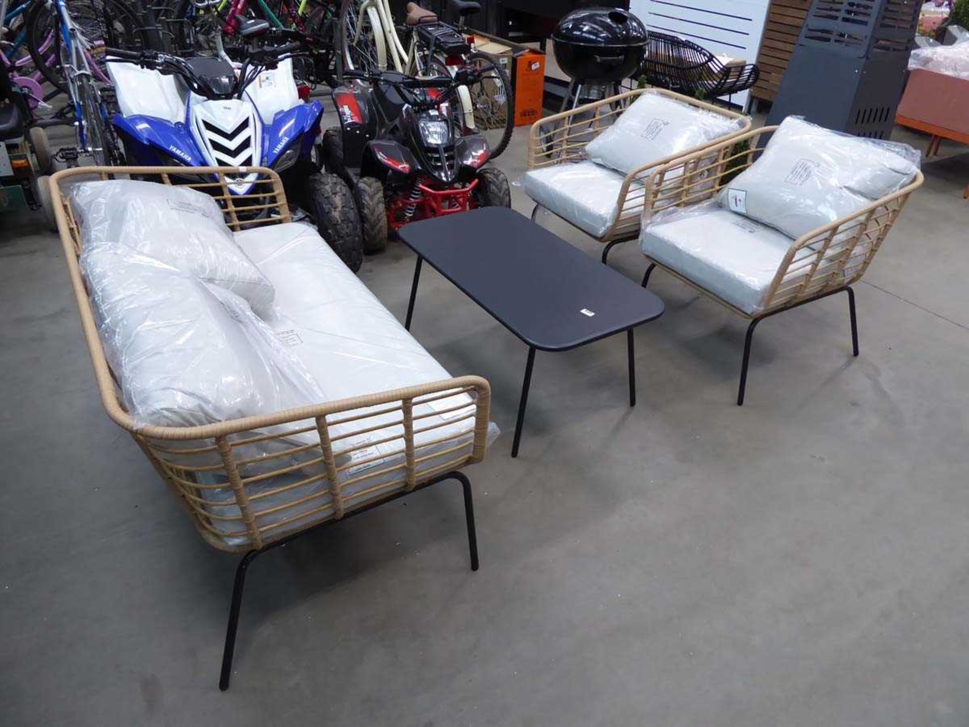 4 piece garden set consisting of 2 seater sofa, 2 chairs and rectangular metal table